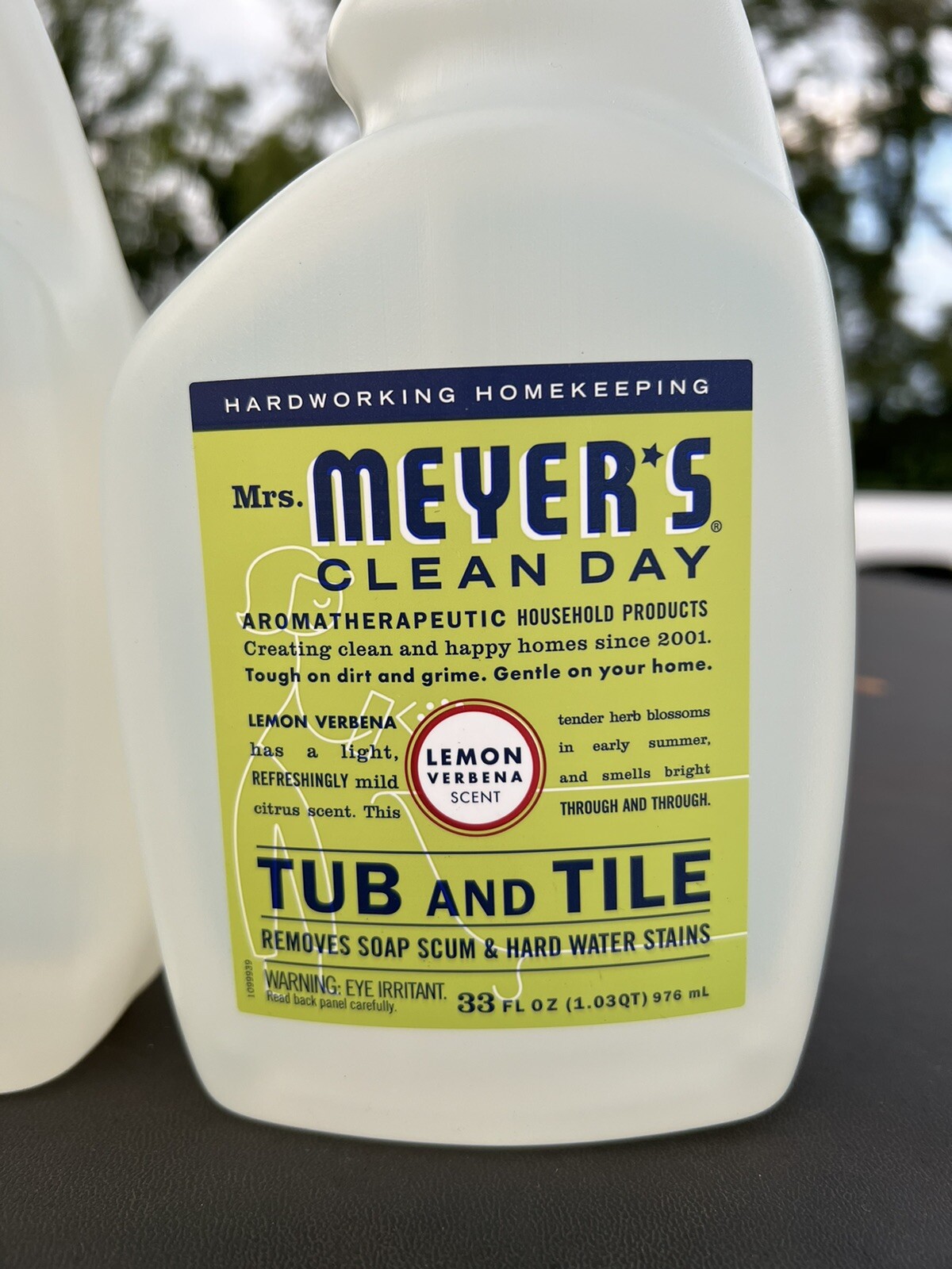 Mrs. Meyer’s Clean Day Tub and Tile Cleaner, Lemon Verbena, 33 fl oz