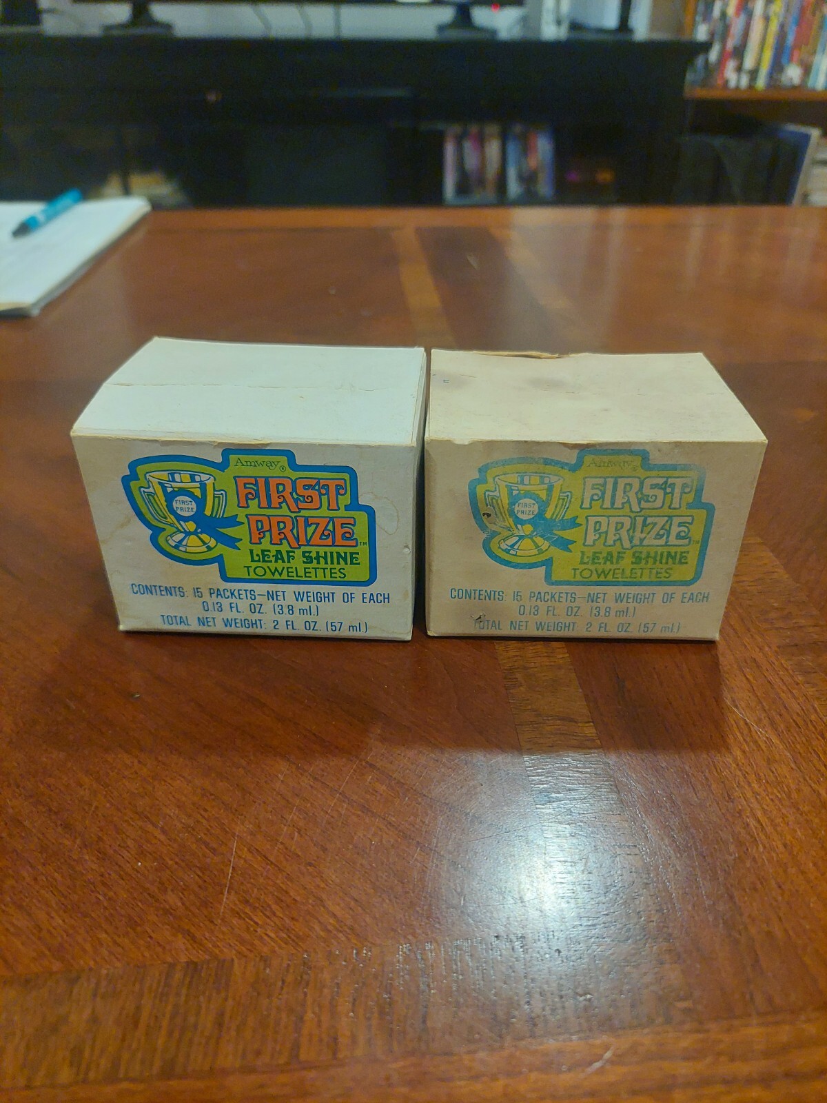Vintage 1976 Amway First Prize Leaf Shine Towelettes Two Boxes