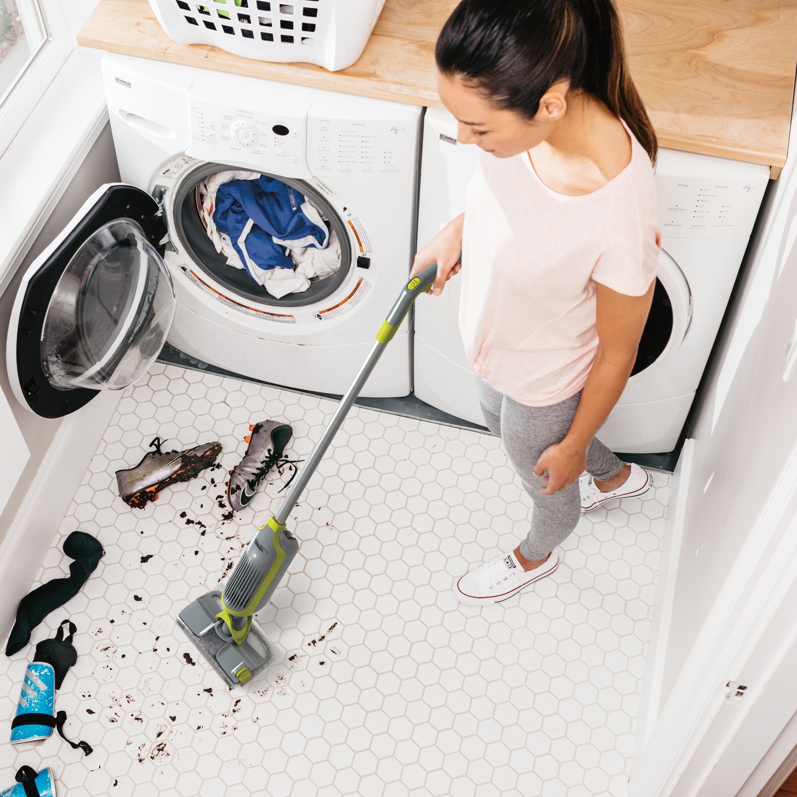 Shark Multi-Surface Floor Cleaner with Spring Clean Scent, 67 Fl Oz