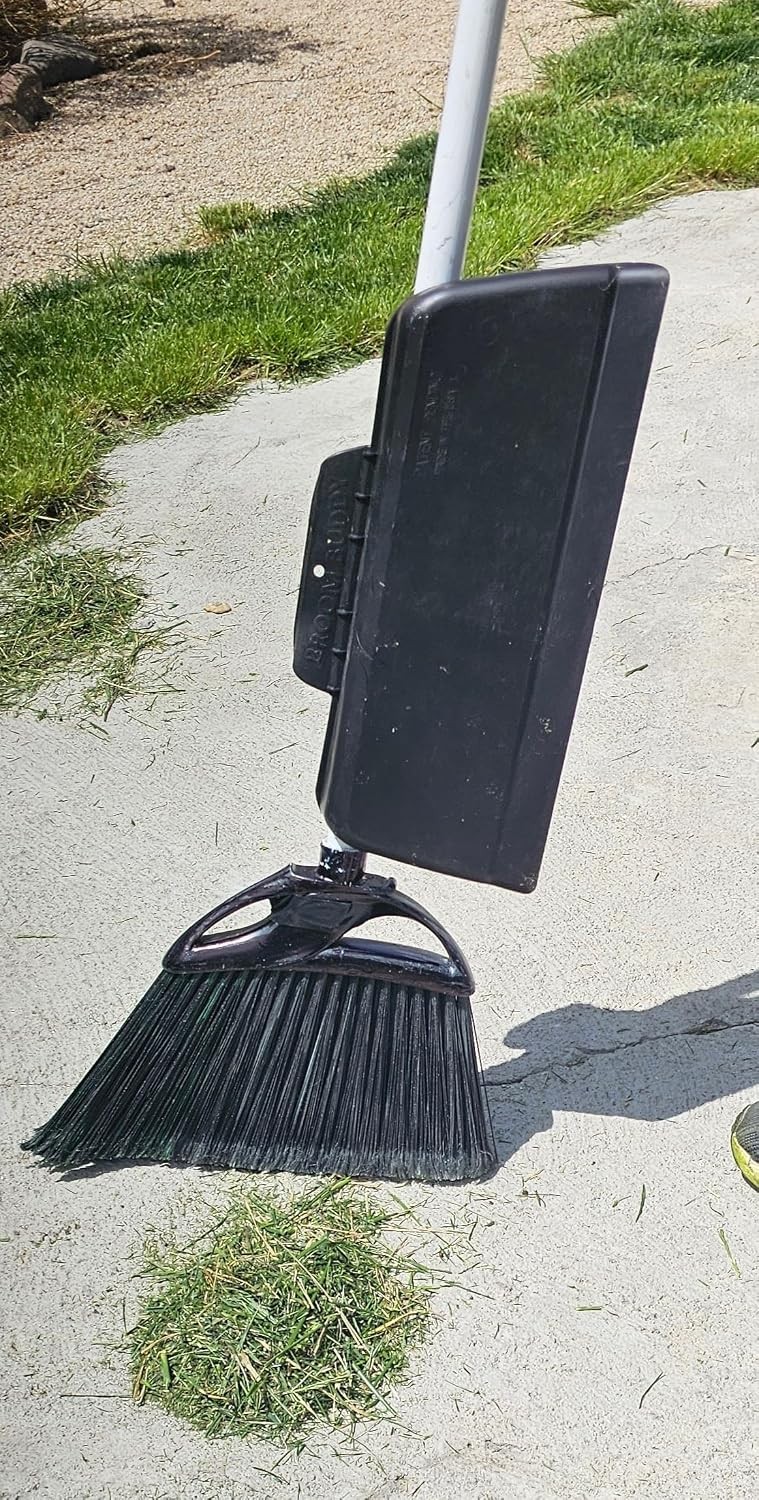 Dustpan is not for Everyone. It’s a Small-Capacity, Minimalist Dustpan, Designed