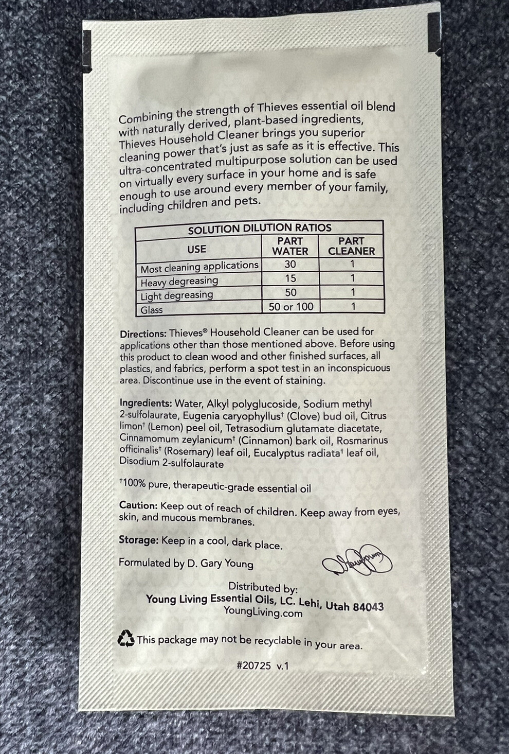 Young Living ~ Thieves Household Cleaner 1 fl oz Single Packet x3 FREE SHIP