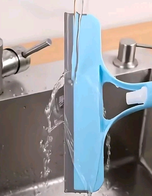 3-in-1 Squeegee Cleaning Tool Streak-Free Glass Surface Window Cleaning