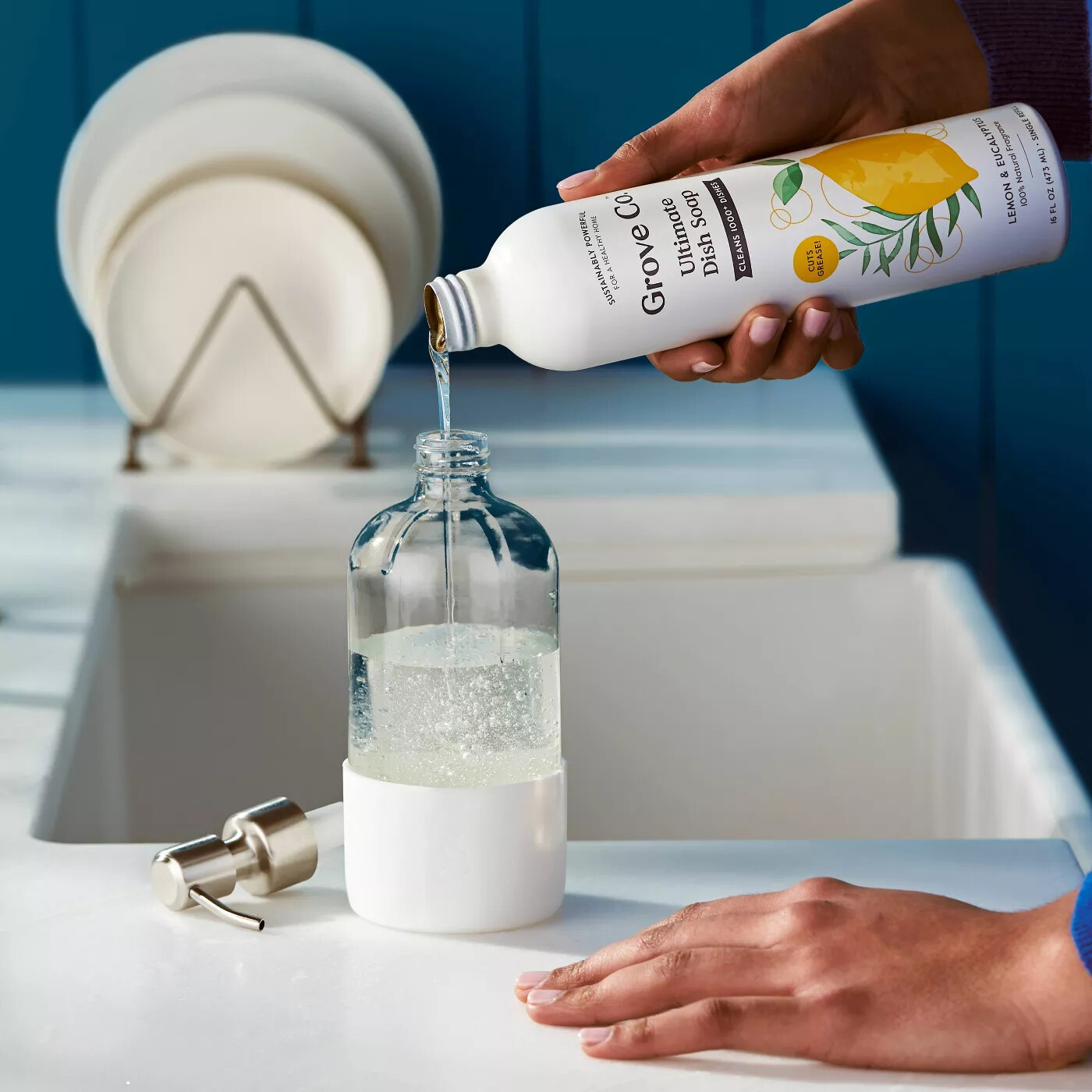 Grove Co. Ultimate Dish Soap Refill in Aluminum Bottle – Lemon & Eucalyptus 16oz