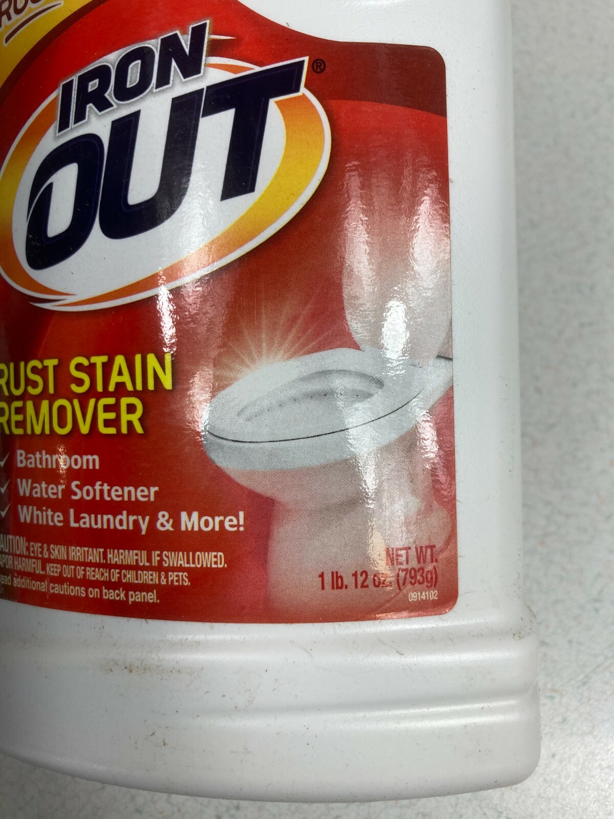 Iron Out Bowl Rust Stain Remover Powder. 1 lb 12 oz. Easily Removes Rust Stains!