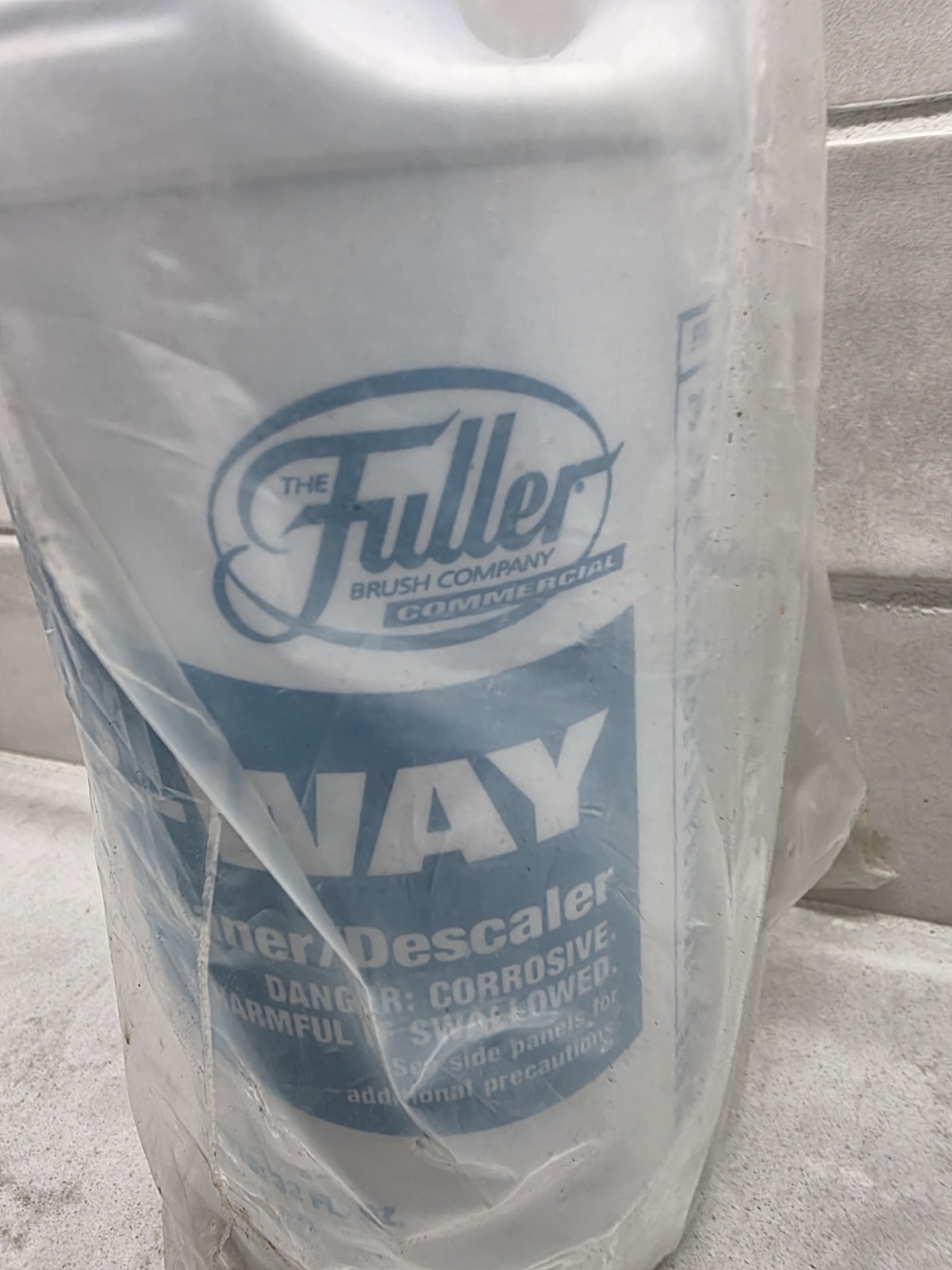 FULLER 3-WAY Cleaner/Descaler For Household Cleaning 1 Qt 32 Oz Discontinued
