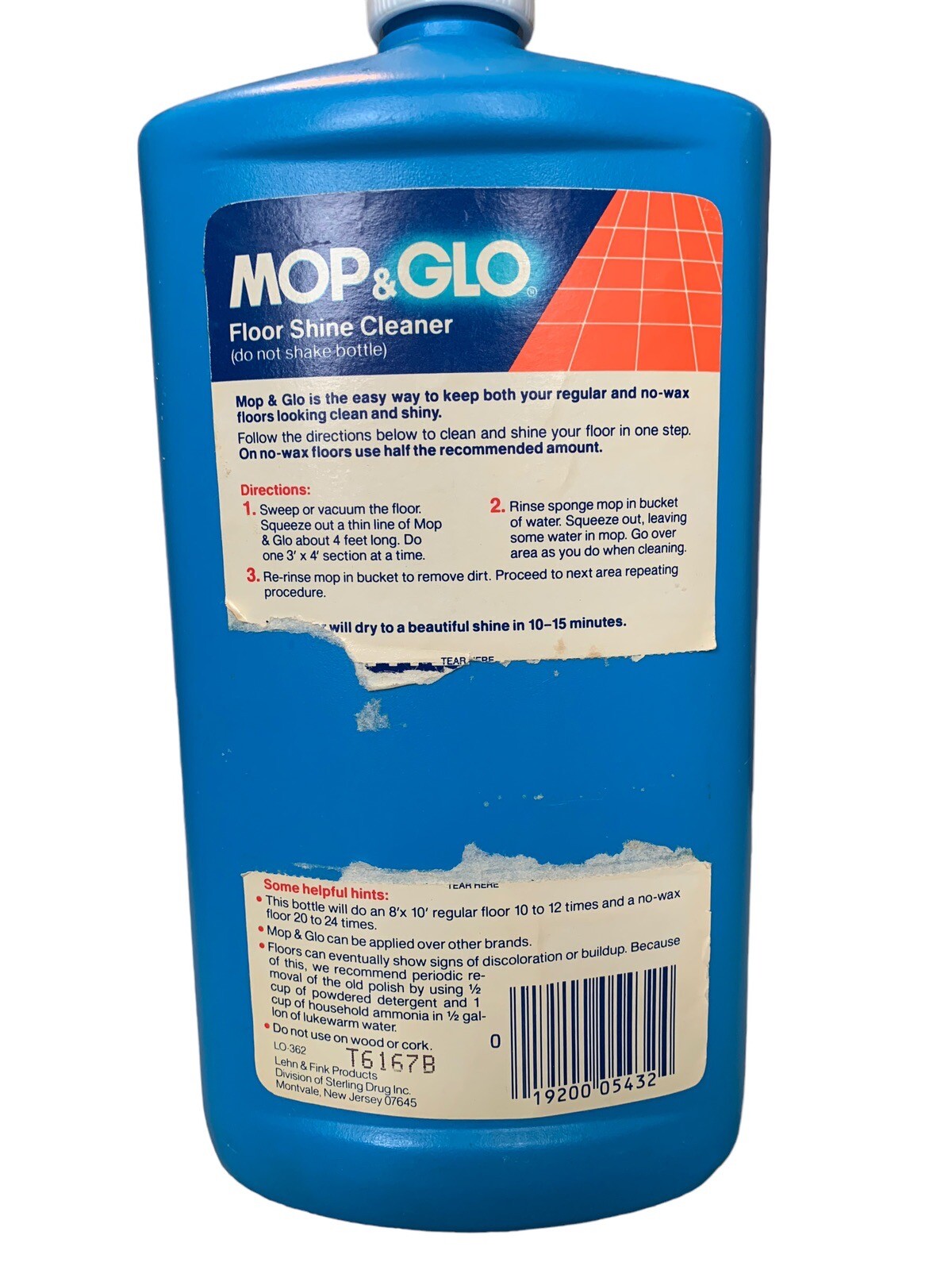 NOS Vtg MOP & GLO Floor Shine Cleaner Movie Prop 32 oz bottle 2/3 full