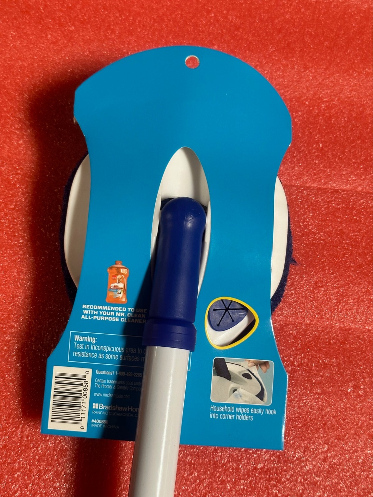 Mr. Clean Tub & Tile Scrubber with Extendable Handle up to 28 Inch