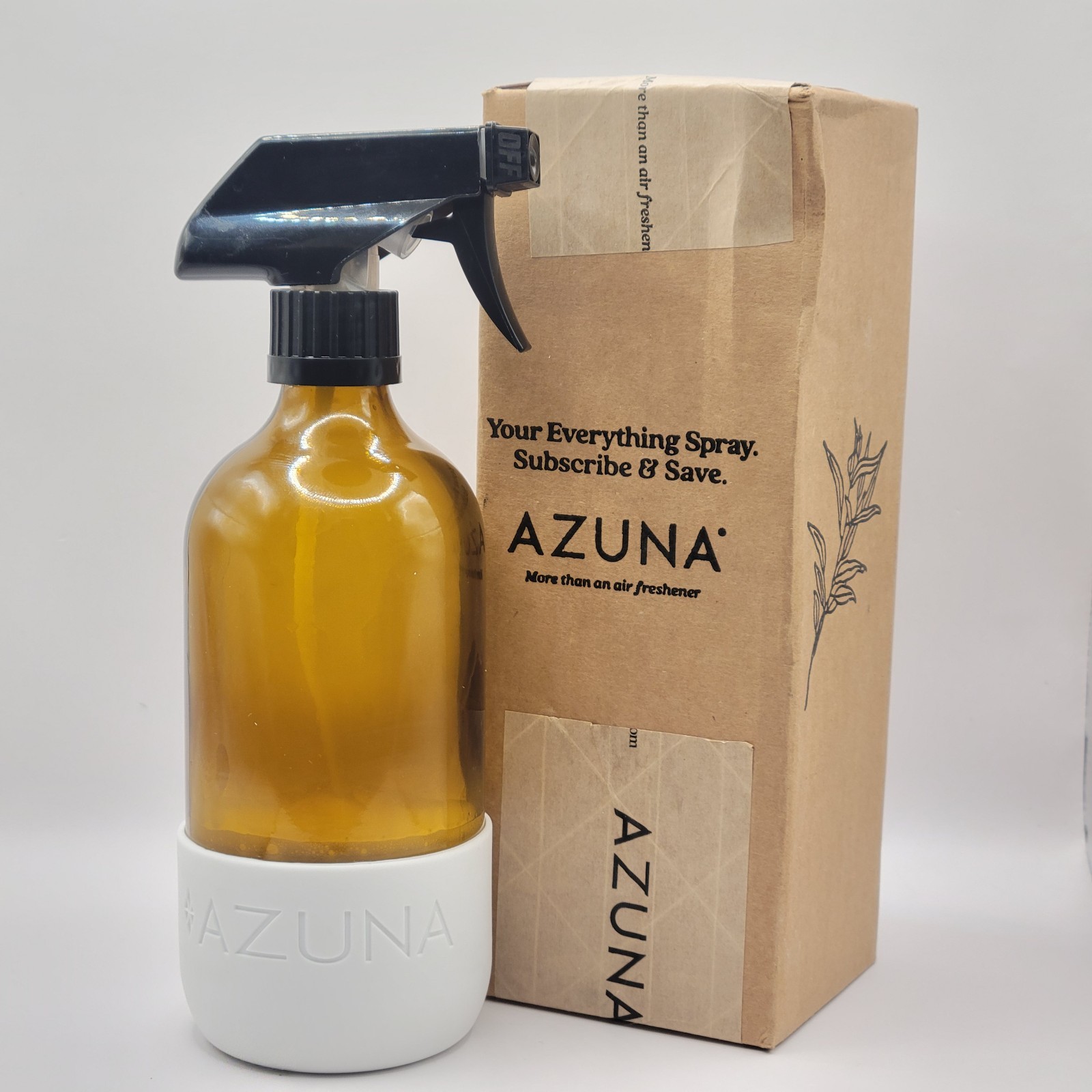 AZUNA 16oz Luxe Amber Glass Spray Bottle With White Silicone Sleeve New in Box