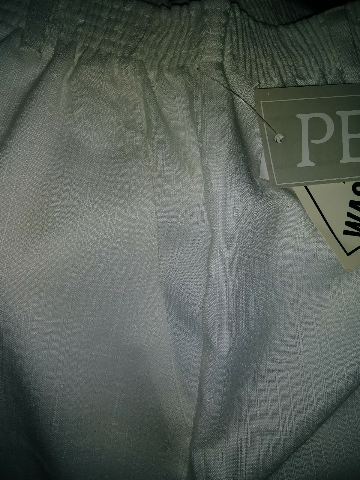 APPARENZA PETITE PULL-ON A SKIRT WHITE WITH SIDE POCKETS SIZE P/L NWT POLY RAYON