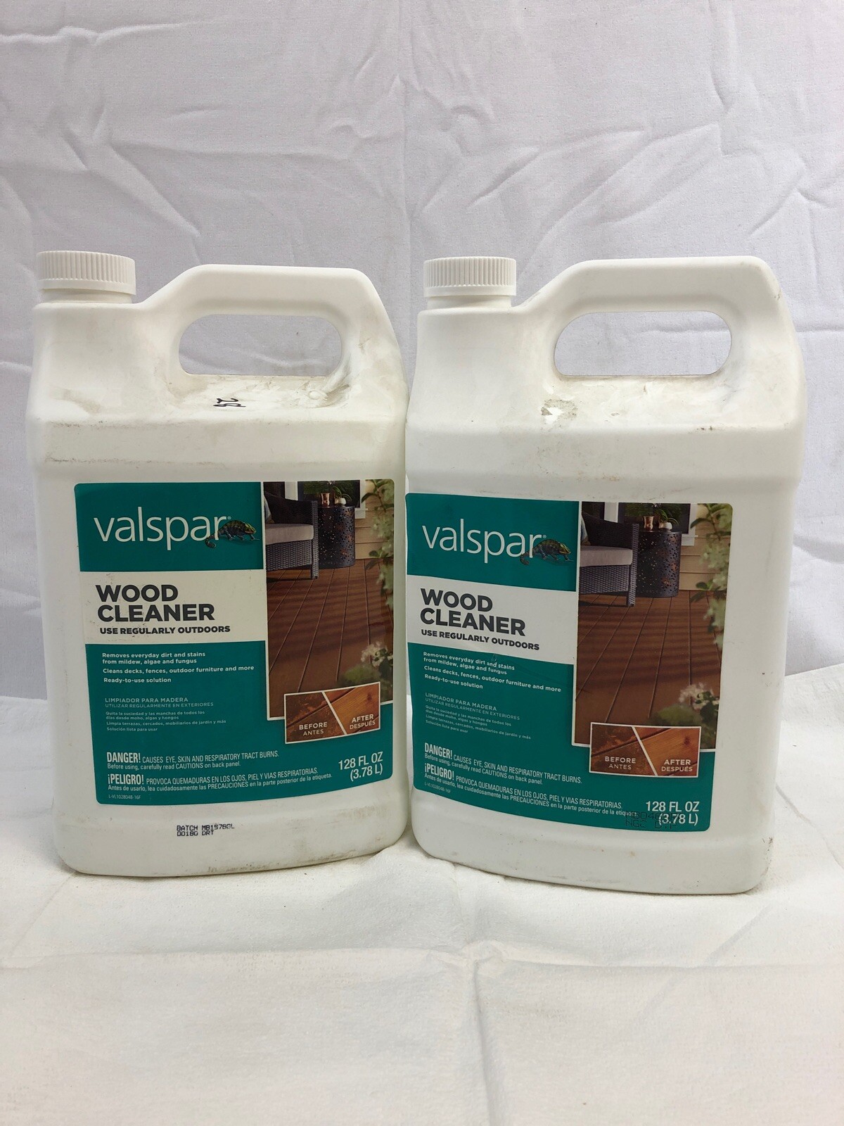 Valspar Outdoor Wood Cleaner Decks, Fences, Furniture 128 oz – LOT OF 4