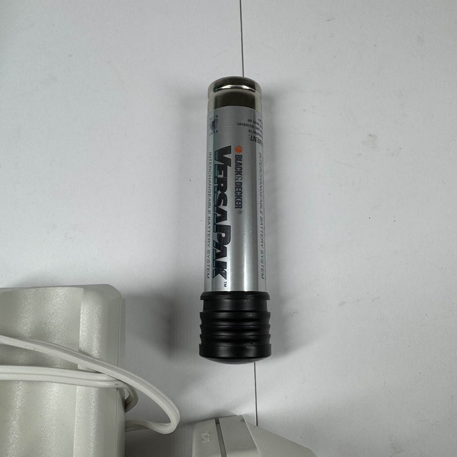 Black & Decker Scum Buster Cordless Power Scrubber Model SB400