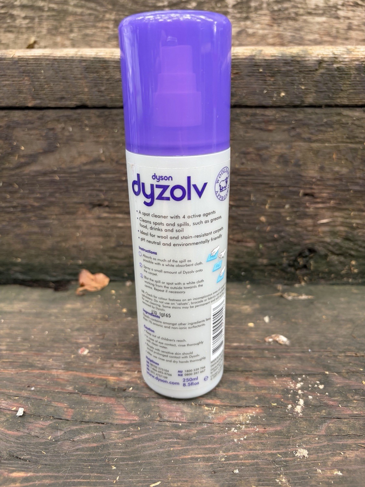 Dyson Dyzolv Spot Cleaner for Carpets & Rugs 4 Active Agents 8.5 oz New 2001