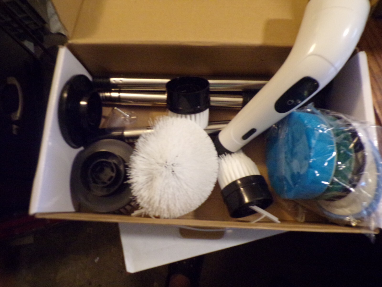 HIGHYES ELECTRIC SPIN SCRUBBER FOR CLEANING BATHROOM, CORDLESS POWER SHOWER TUB