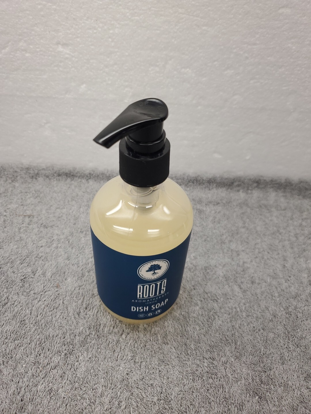 Roots Aromatherapy Lemon Dish Soap 10 Oz 300mL 285876 For Emporium Hotels