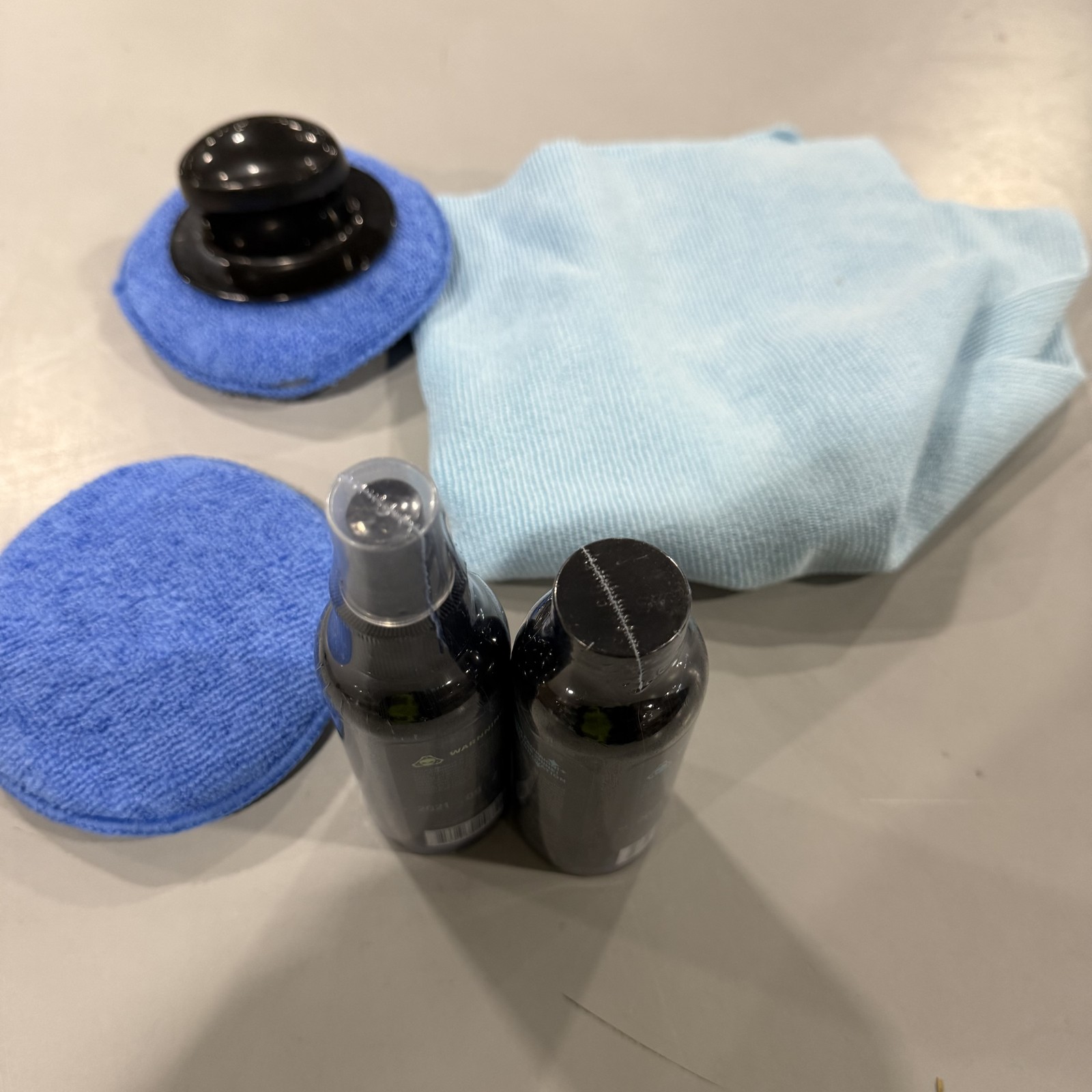 PHILISN QUICK SHINE CERAMIC LIQUID WAX,CLEANING PADS,SOFT FABRIC TOWEL – BLUE