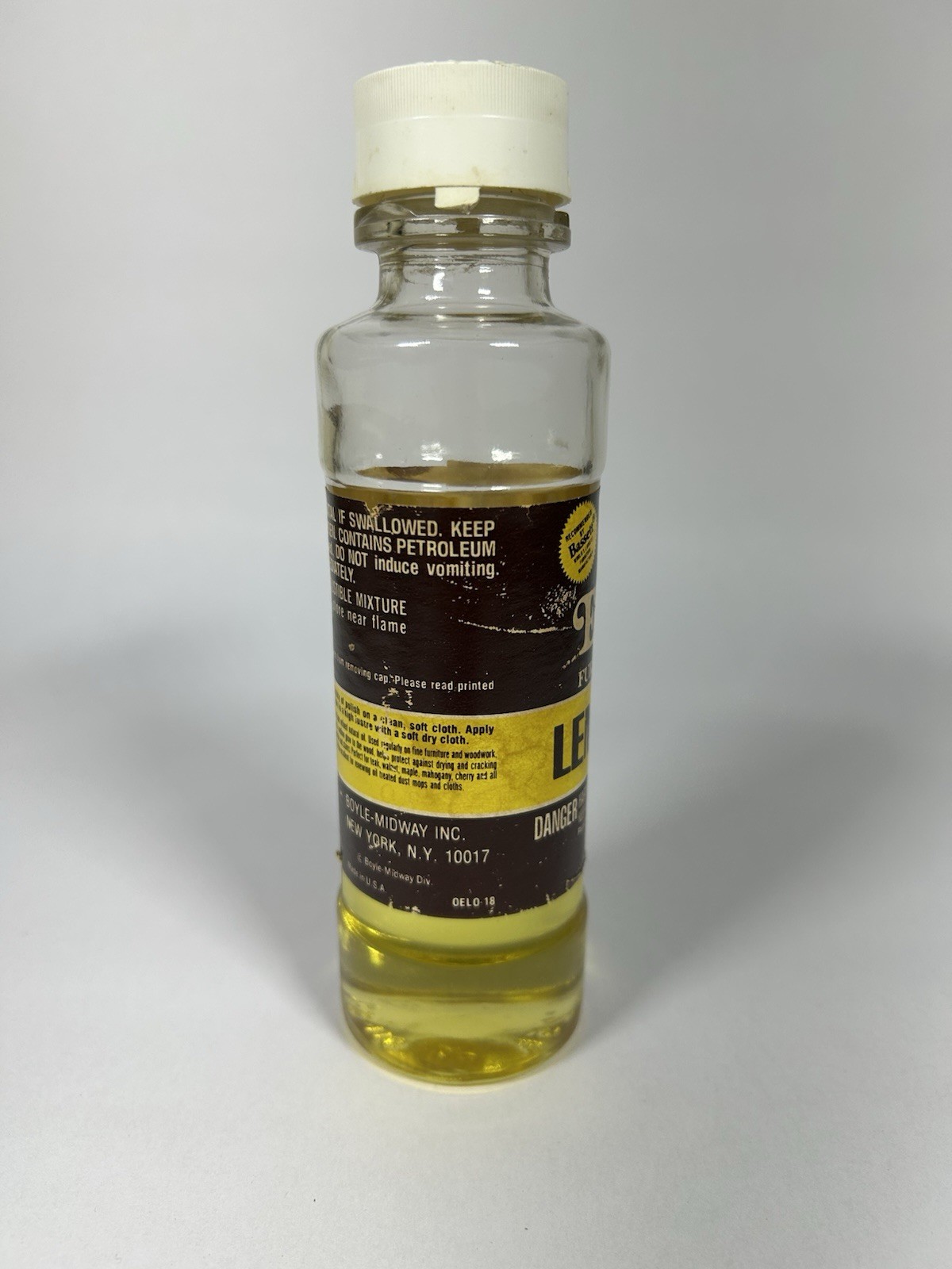 Old English Lemon Oil Furniture Polish 8 Oz GLASS Bottle Vintage 75% Full