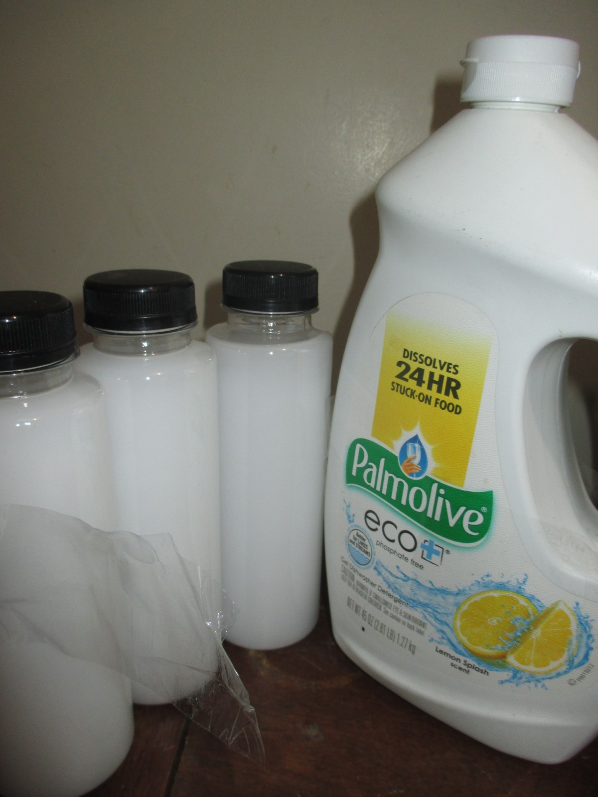 Refill bottles of: Palmolive ECO Gel Dishwasher Detergent Lemon Splash, 45 oz