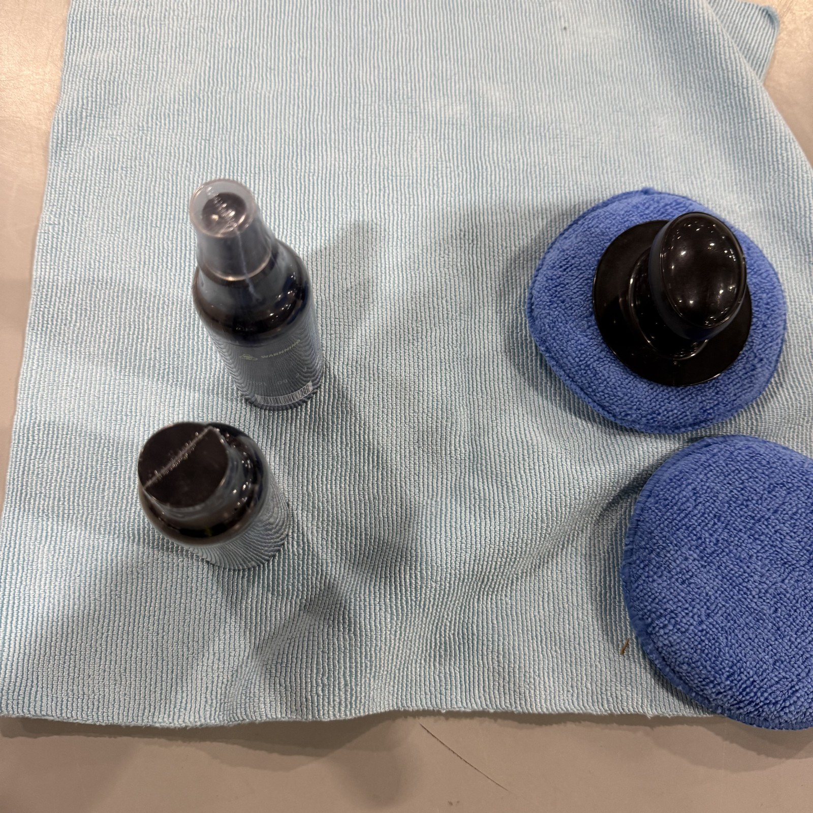 PHILISN QUICK SHINE CERAMIC LIQUID WAX,CLEANING PADS,SOFT FABRIC TOWEL – BLUE