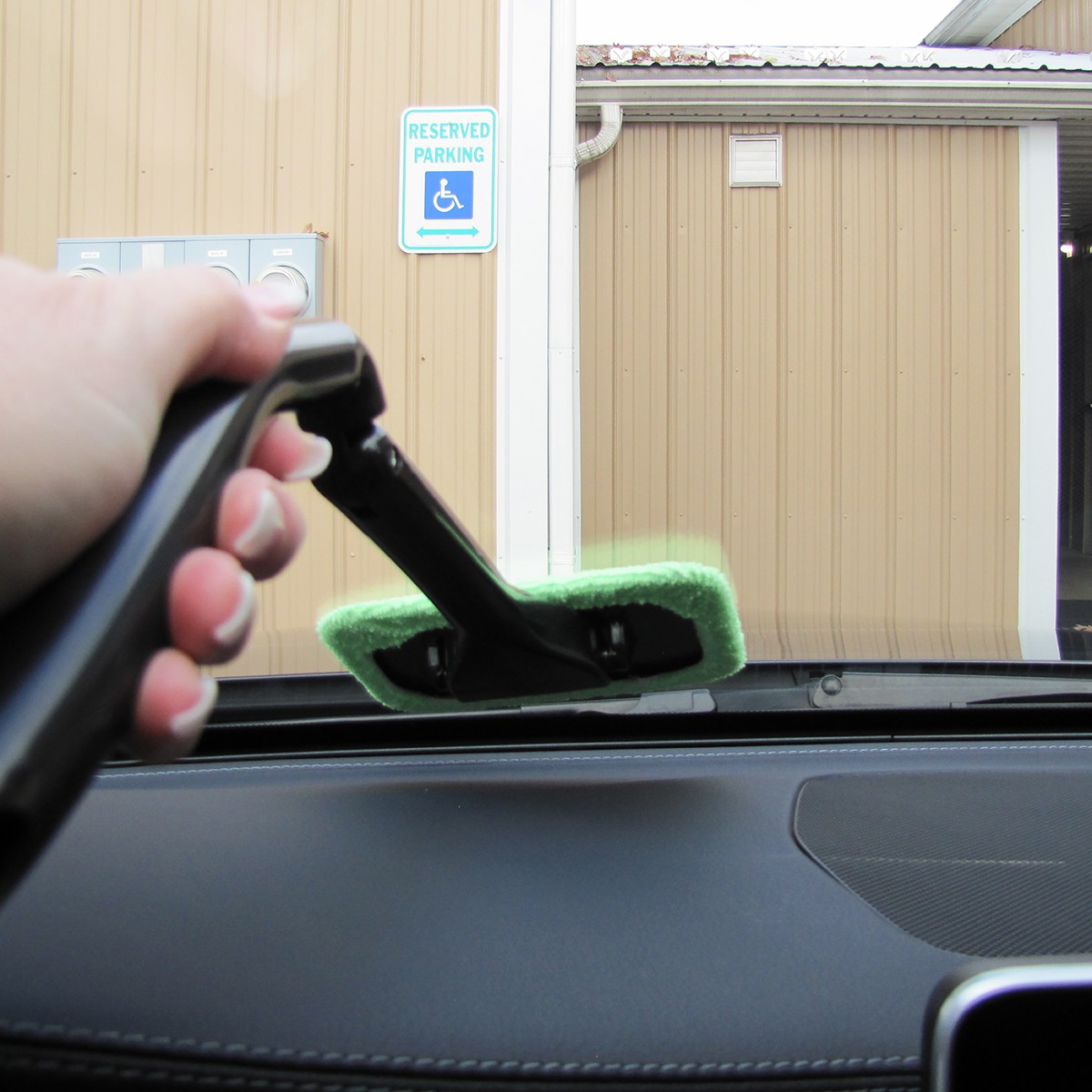 Car Windshield Clean Kit Microfiber Cloth Wand Interior Brush Glass Window Tool