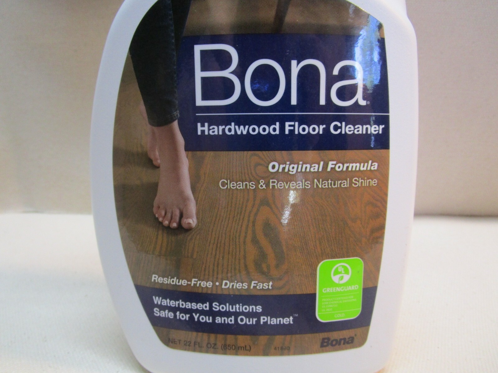 Case of 6 Bona Hardwood Floor Cleaner Spray – 22 oz – Residue Free / Dries Fast