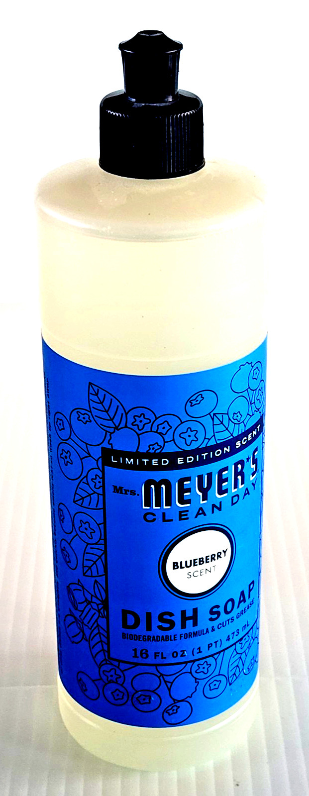Mrs. Meyer’s Clean Day Liquid Dish Soap, Blueberry Scent, 16 Ounce Bottle LE
