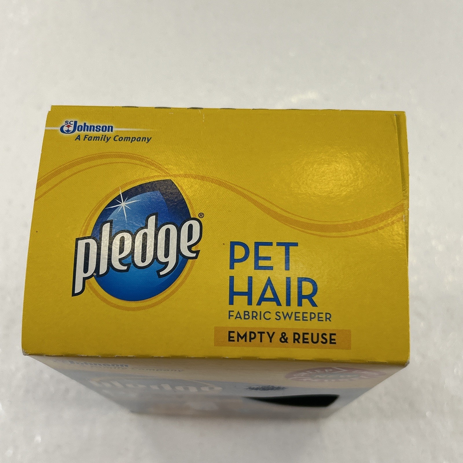 Pledge Fabric Sweeper For Pet Hair Multi-Use Disposable Sweeper Discontinued New