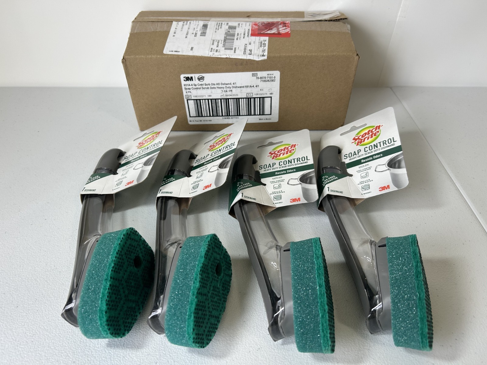 3M Scotch-Brite Soap Control Heavy Duty Scrub Dots Leak-Free Dishwand (Set Of 4)