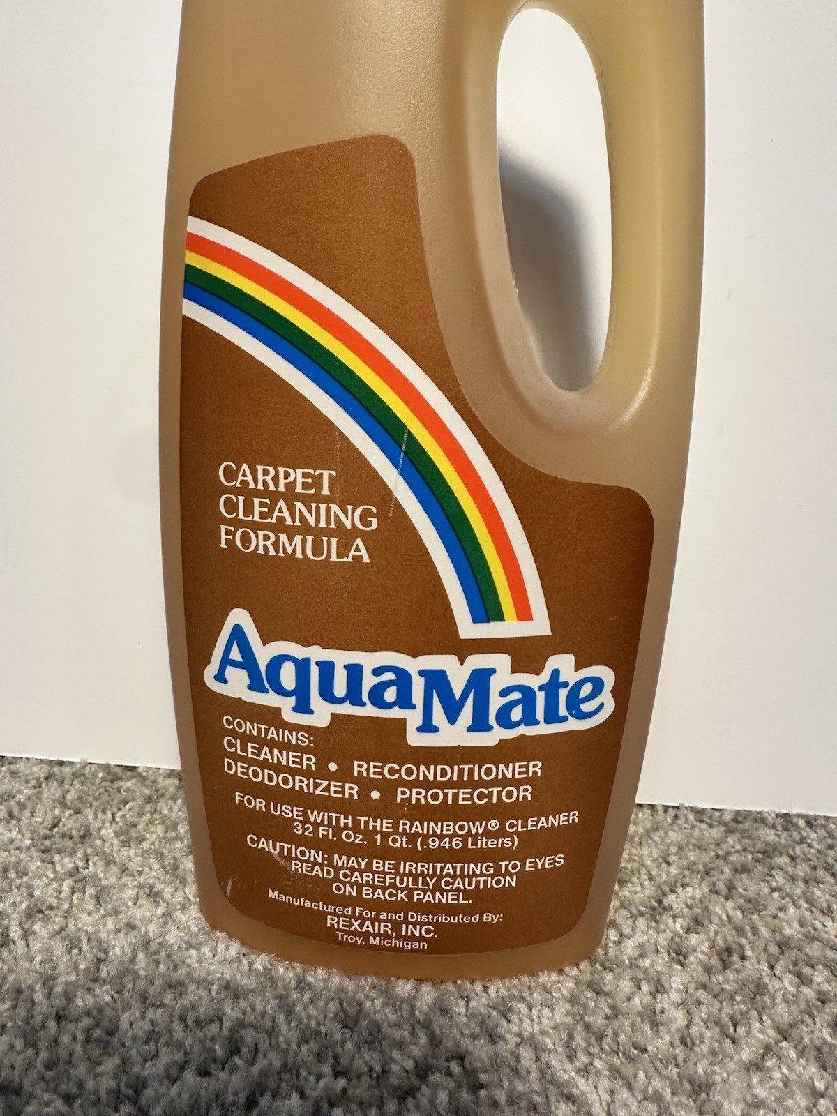 AquaMate Carpet Cleaning Formula By Rexair. New. 32 0z.