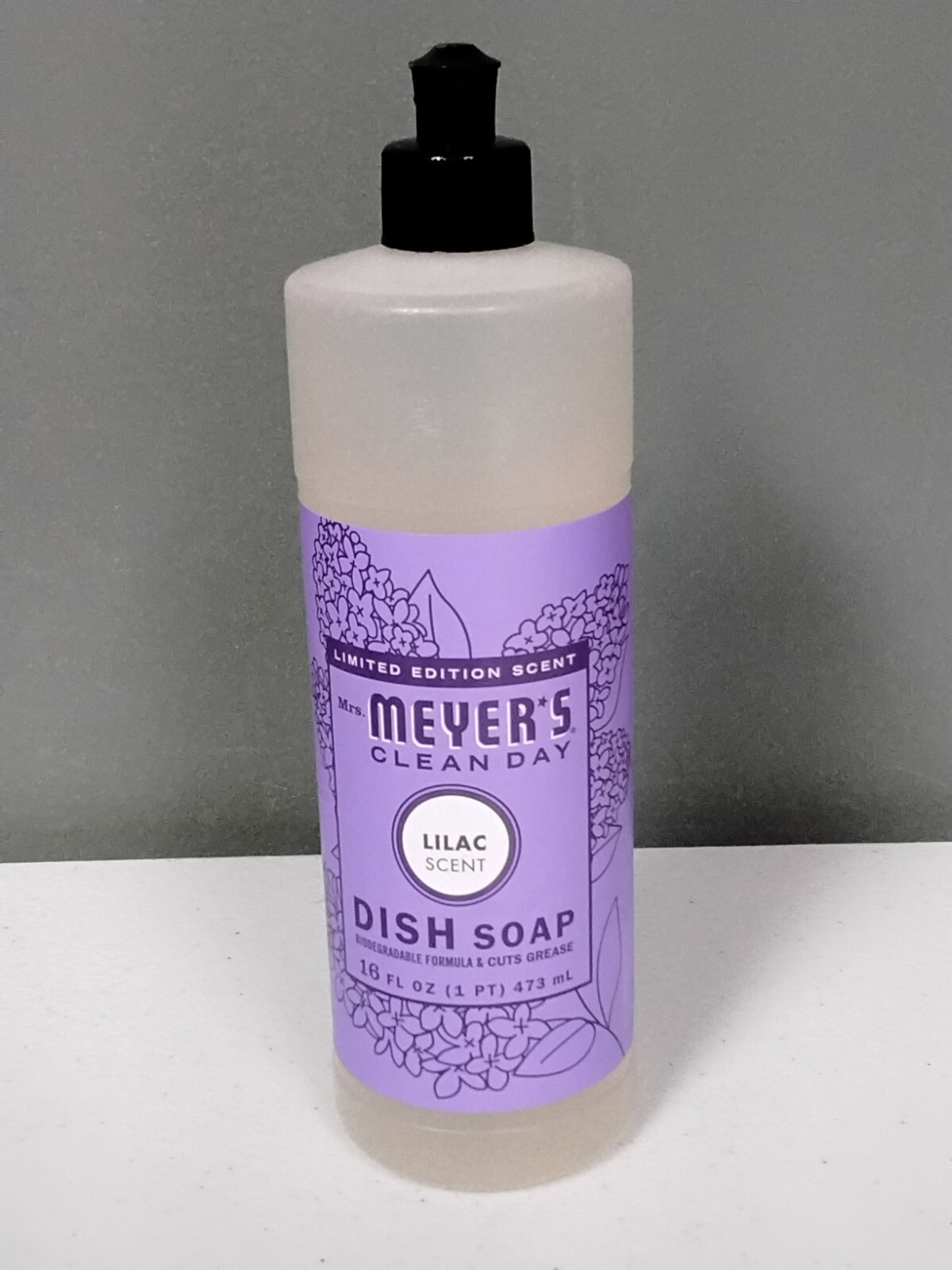 New & Sealed! Mrs. Meyer’s Clean Day Limited Edition Lilac 16oz Liquid Dish Soap
