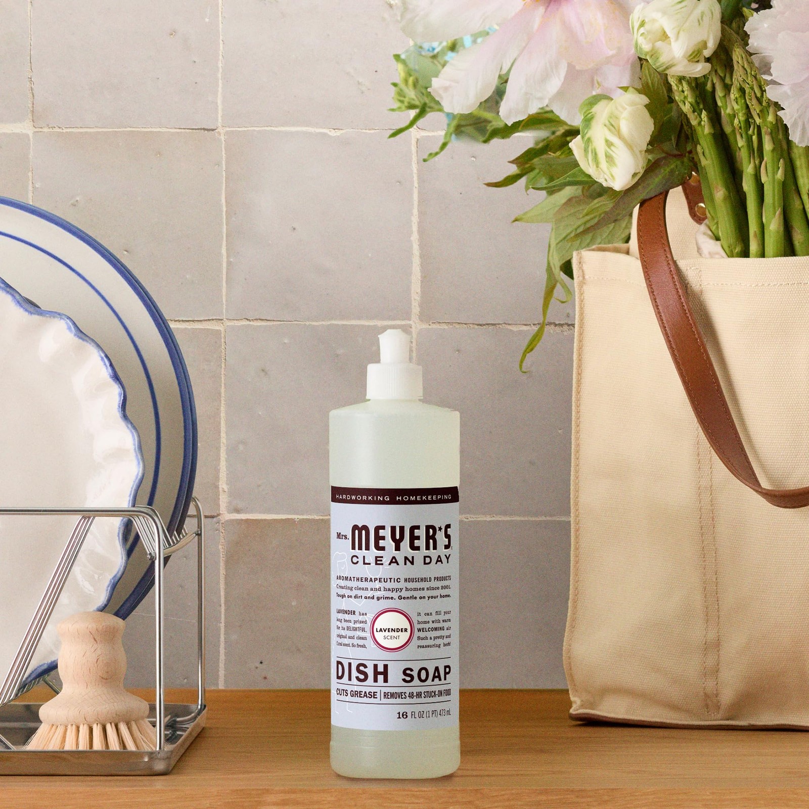 MRS. MEYER’S CLEAN DAY Liquid Dish Soap, Cruelty Free Formula, Lavender Scent
