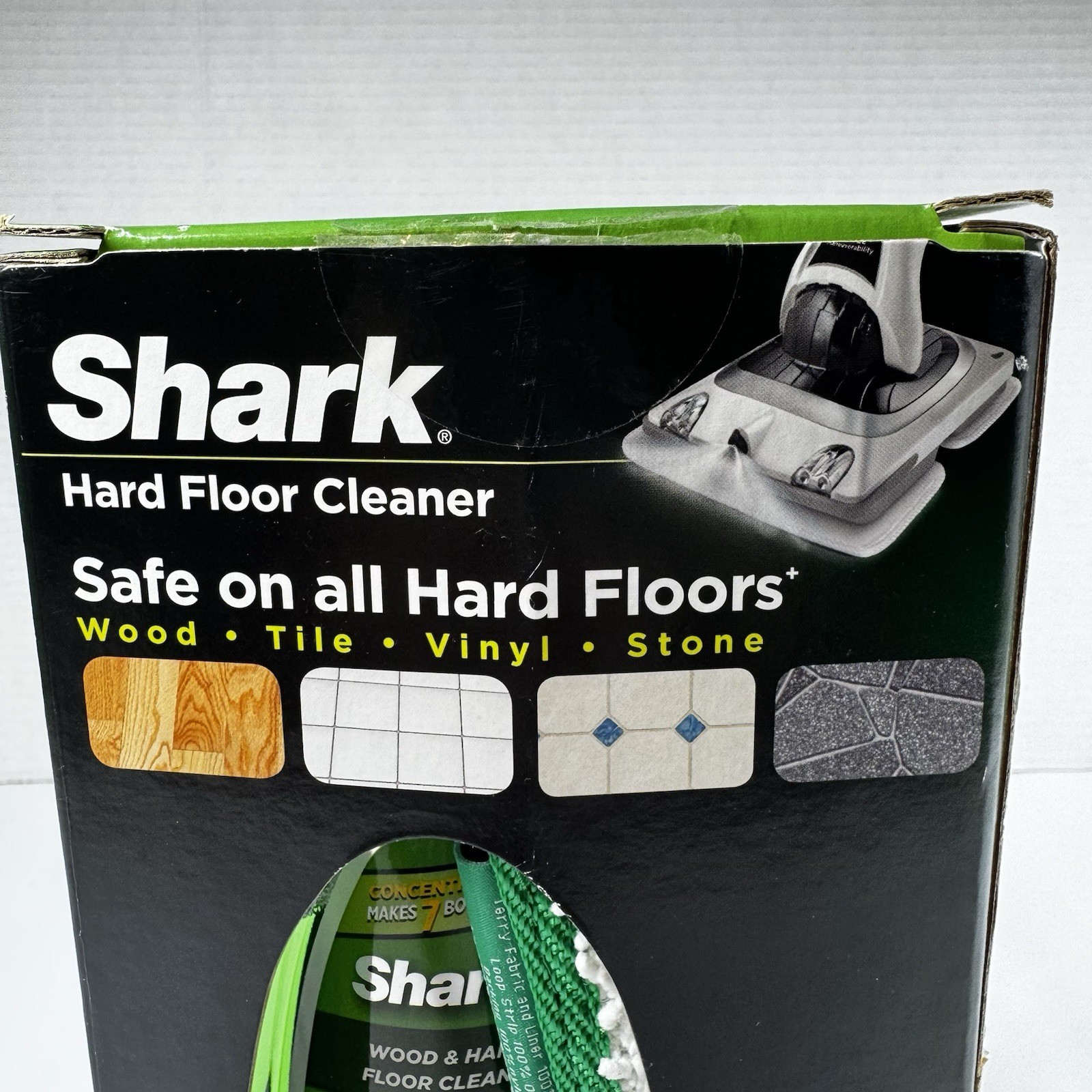 Shark Wood/Hard Floor Cleaner 28oz Italian Citrus Concentrate Washable Pad