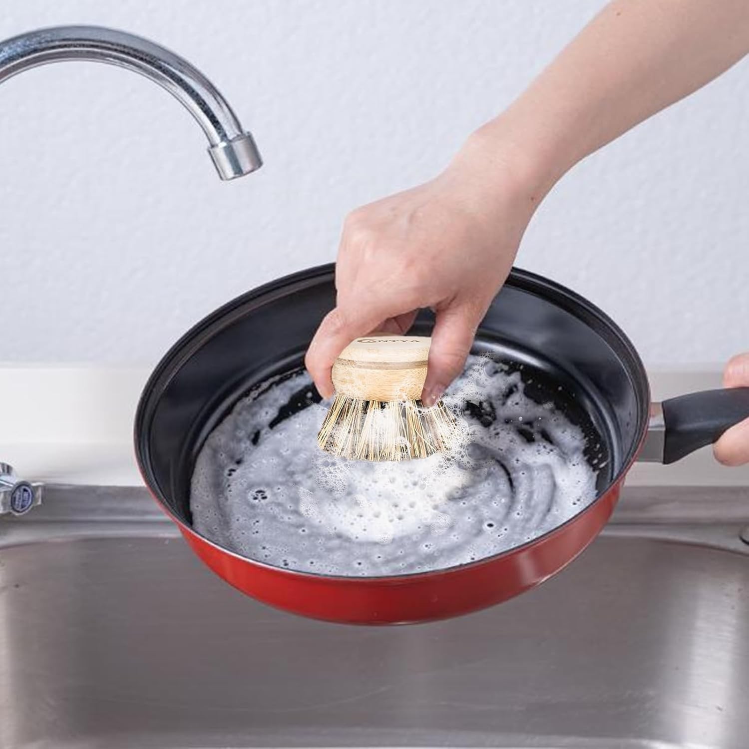 Bamboo Dish Scrubber with Handle – Hard Bristle, Natural Kitchen Brush