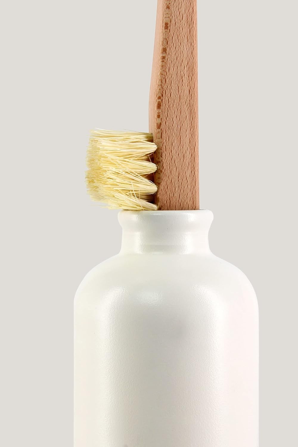 Eco-Friendly Water Bottle Cleaning Brush