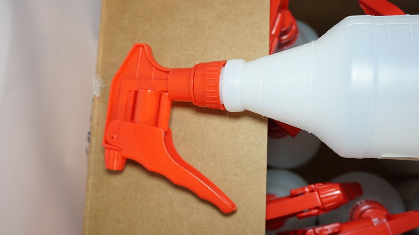 -=12 PACK=-NAPA PRO 32 oz SPRAY BOTTLE |STREAM/MIST ADJUSTABLE NOZZLE |DURABLE