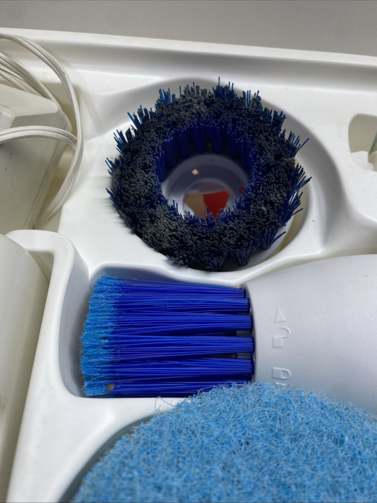 Black &Decker ScumBuster SB400 Cordless Scrubber Kit Blue VersaPak-Used-Open Box