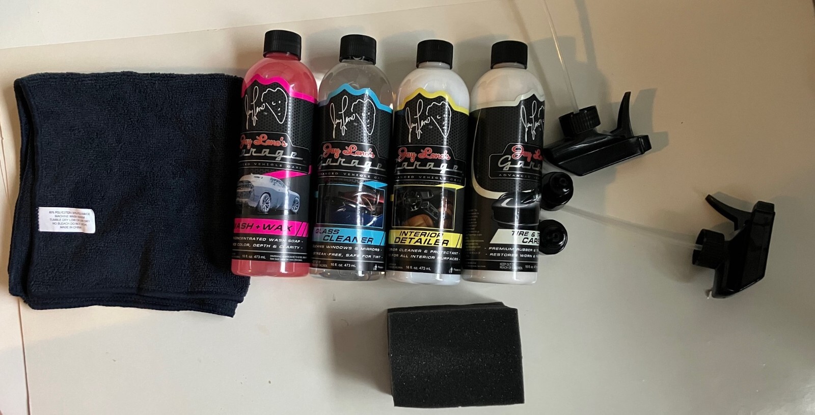 Jay Leno’s Garage Ultimate Car Wash & Wax Kit – 4 16 oz bottles.