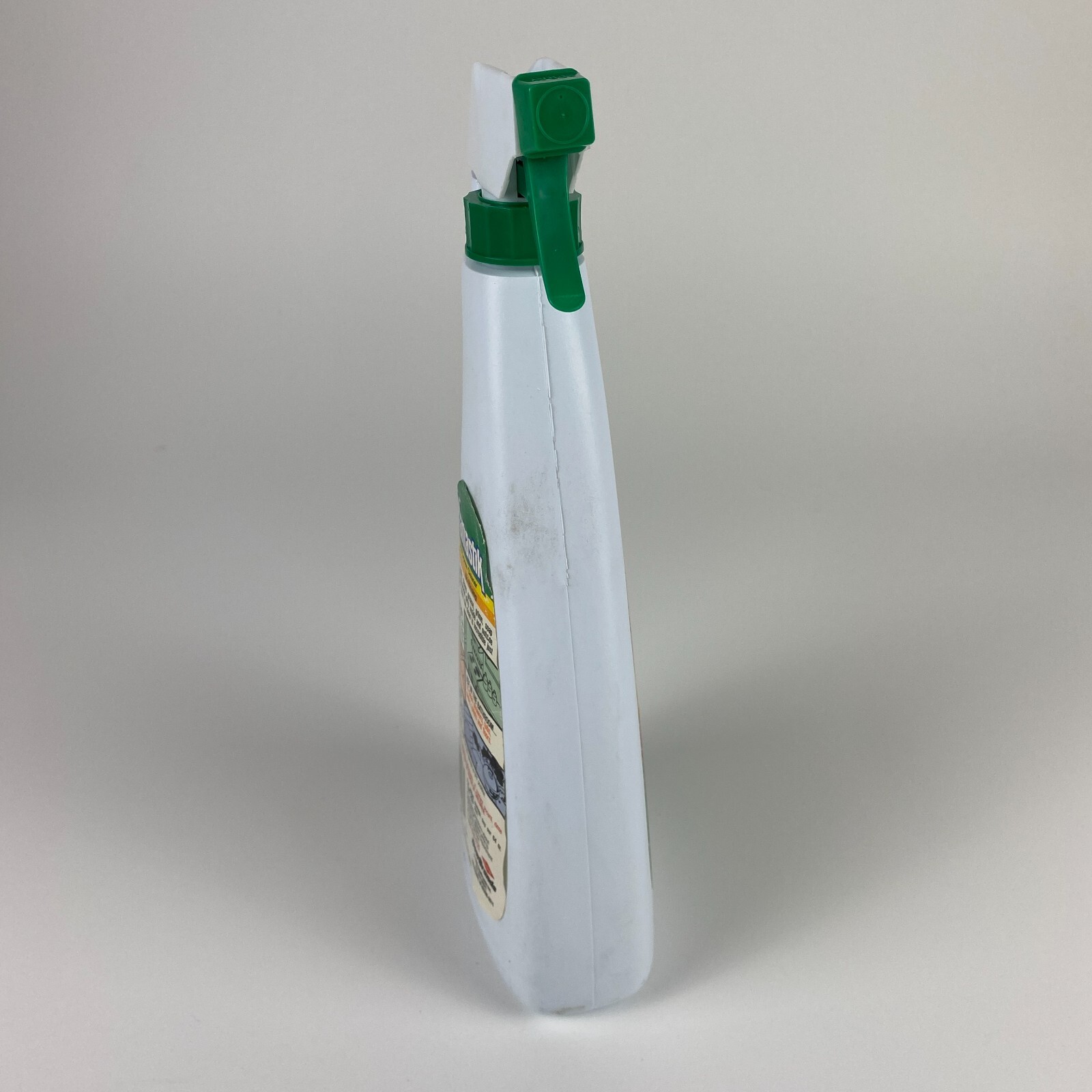 VTG 80s Fantastik Spray Cleaner 1989 32 Oz 3/4 Full Movie TV Prop White Decor