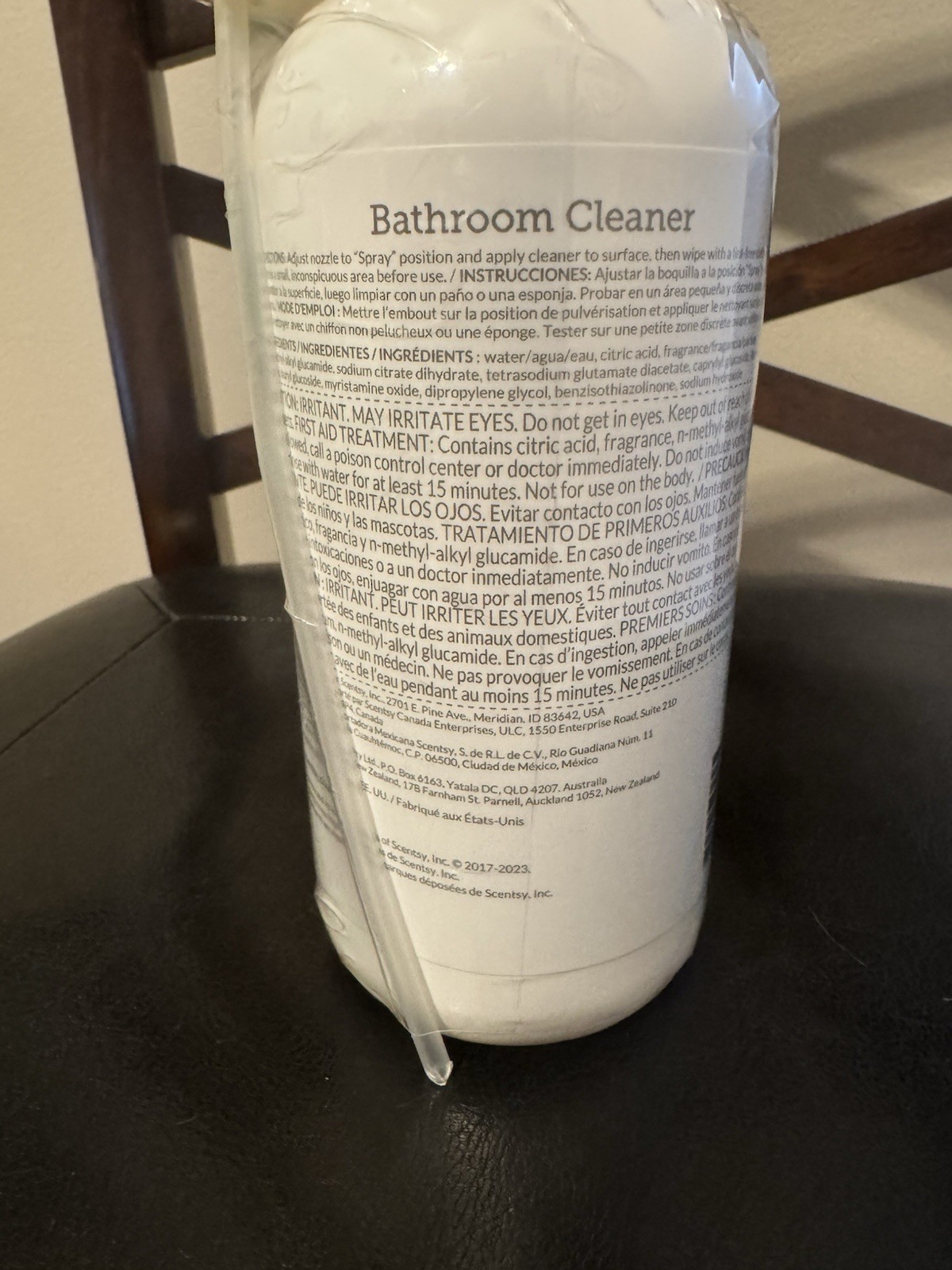 Scentsy Bathroom Cleaner Spray – Daydream Oasis Scent 16 Oz. Sealed!