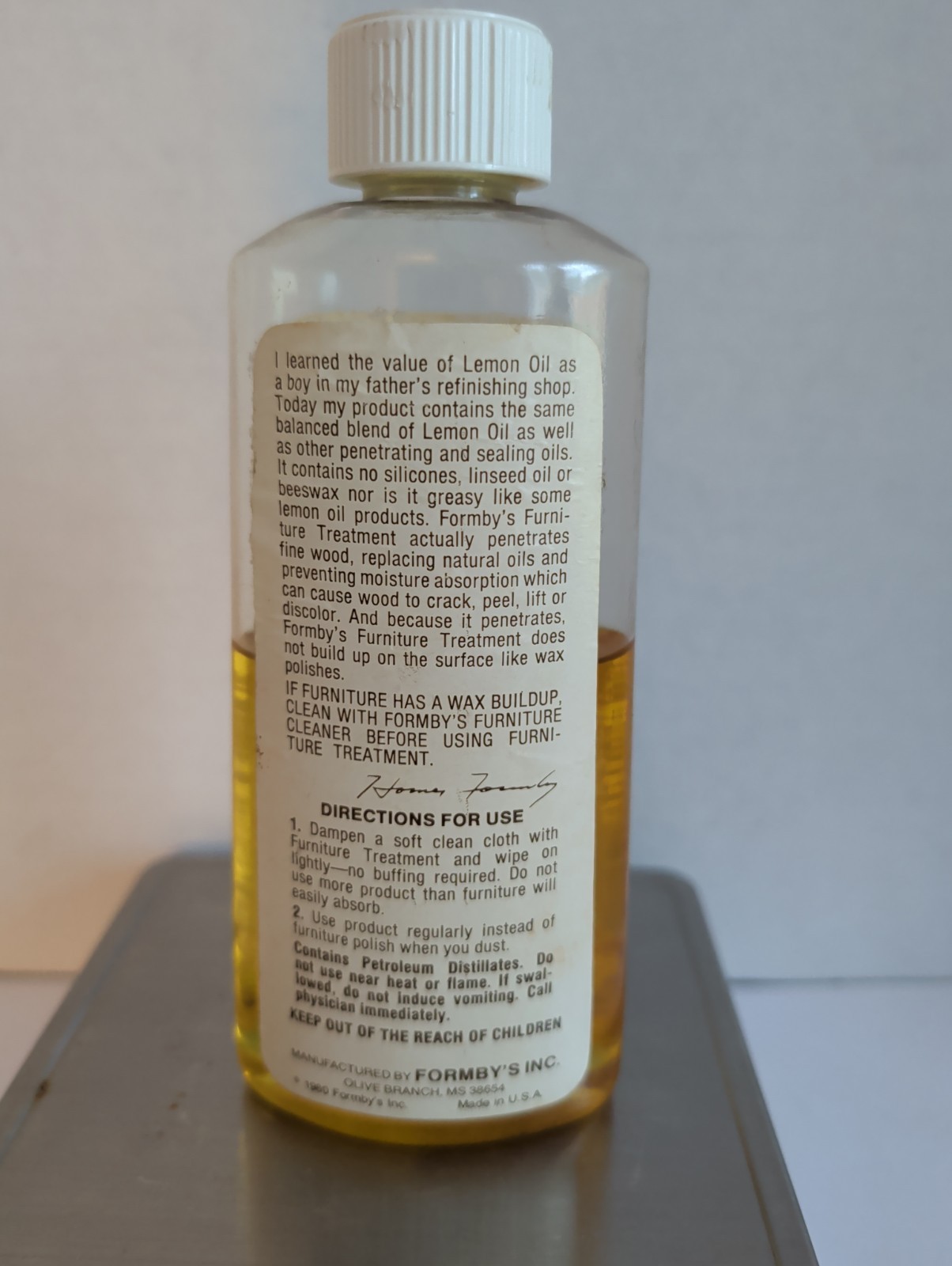 60% Full 5.2 Oz. Formby’s Lemon Oil Treatment Wood Furniture Clean 8 oz Bottle