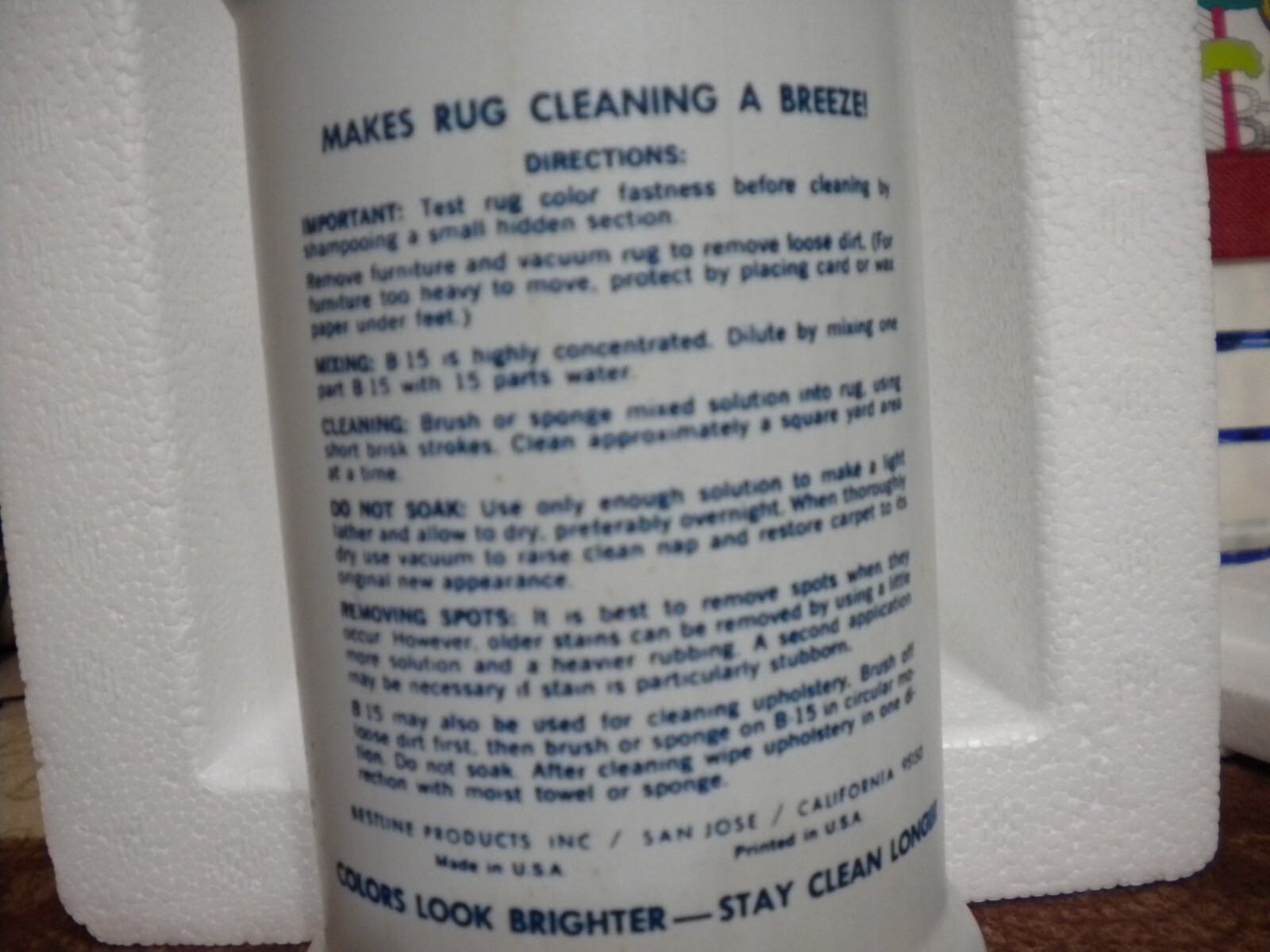 Bestline carpet and Rug Shampoo Concentrate. 32 oz. Strong. 15:1 mix ratio.