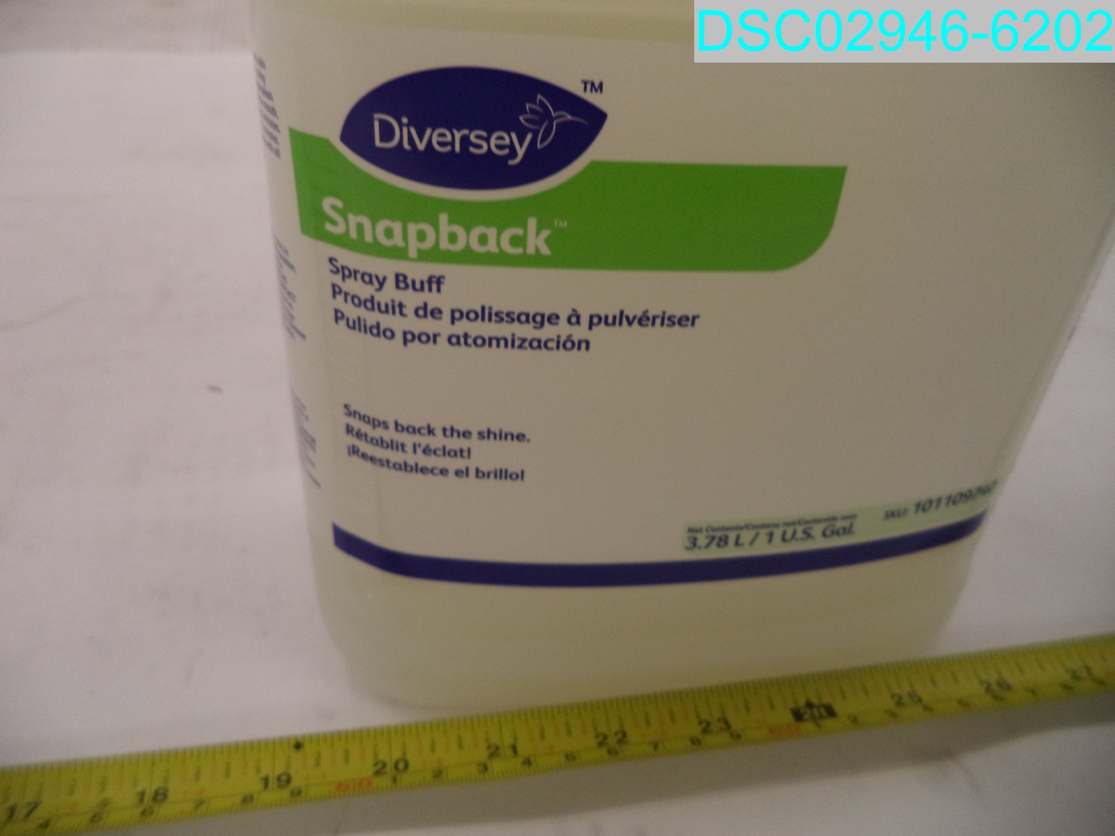 QTY=4GAL(4X 1GAL):101109740 Diversey Snapback Floor Care Maintainer 807174561944