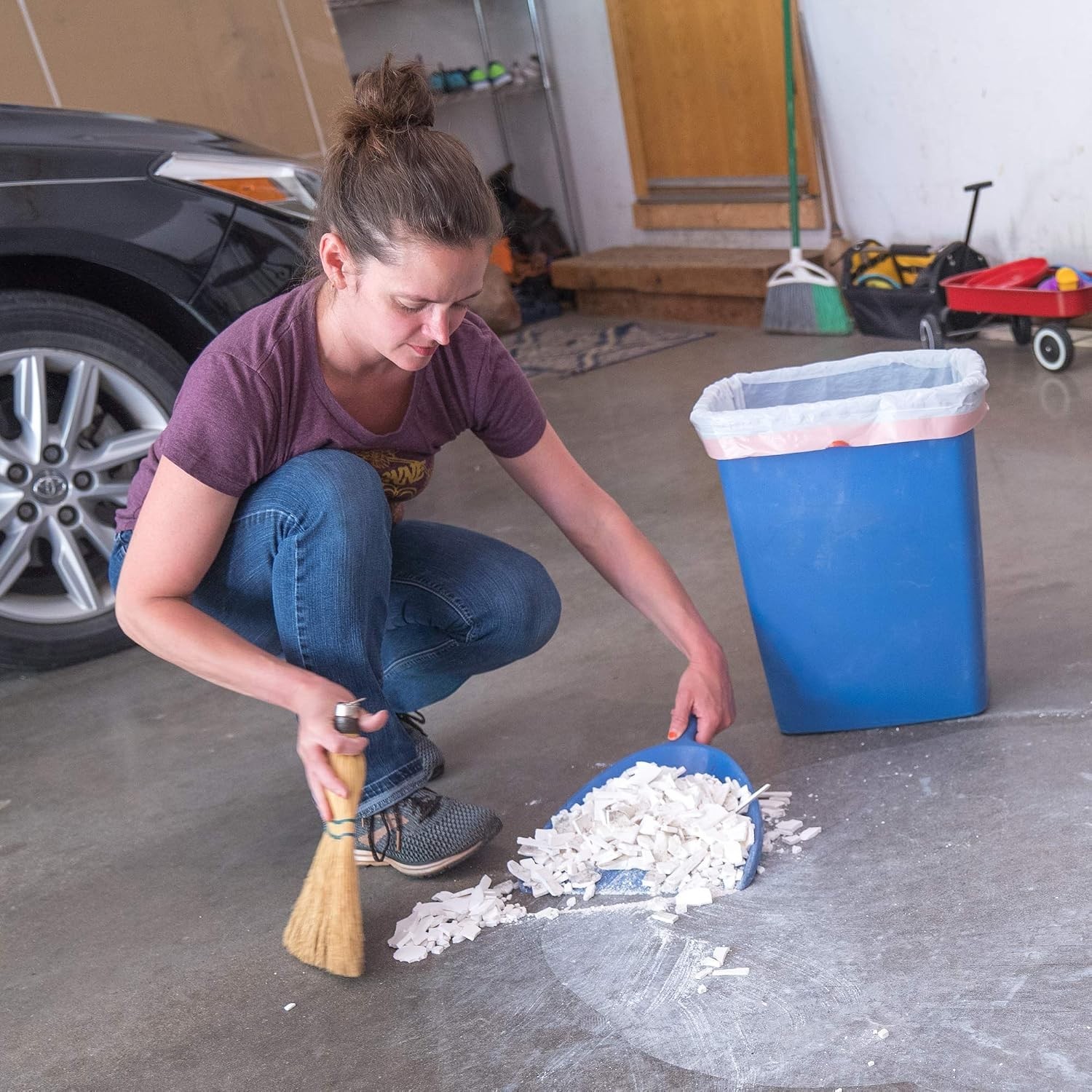 Oil & Grease Stain Remover 1 Gallon for Porous Surfaces Concrete Stone Tile