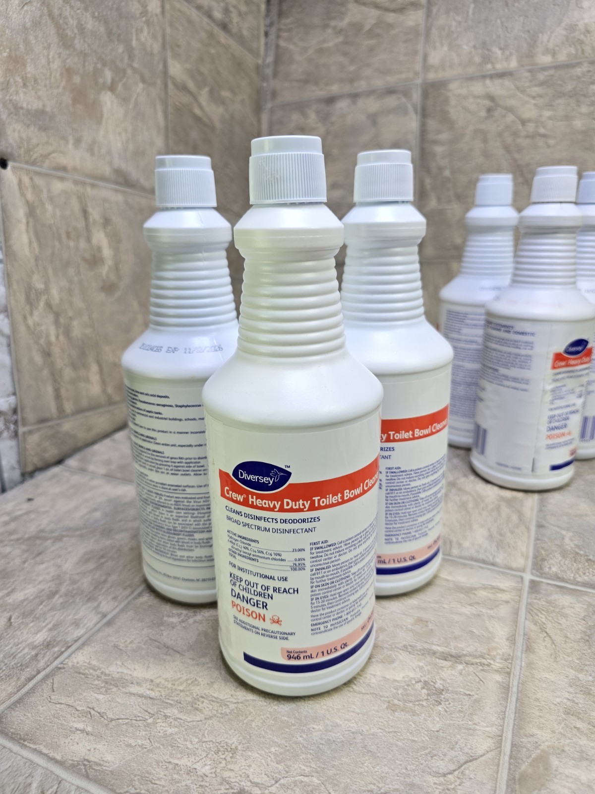 (3) Diversey Crew HEAVY DUTY Toilet Bowl Cleaner 32 oz. Ea. Exp 11/2026