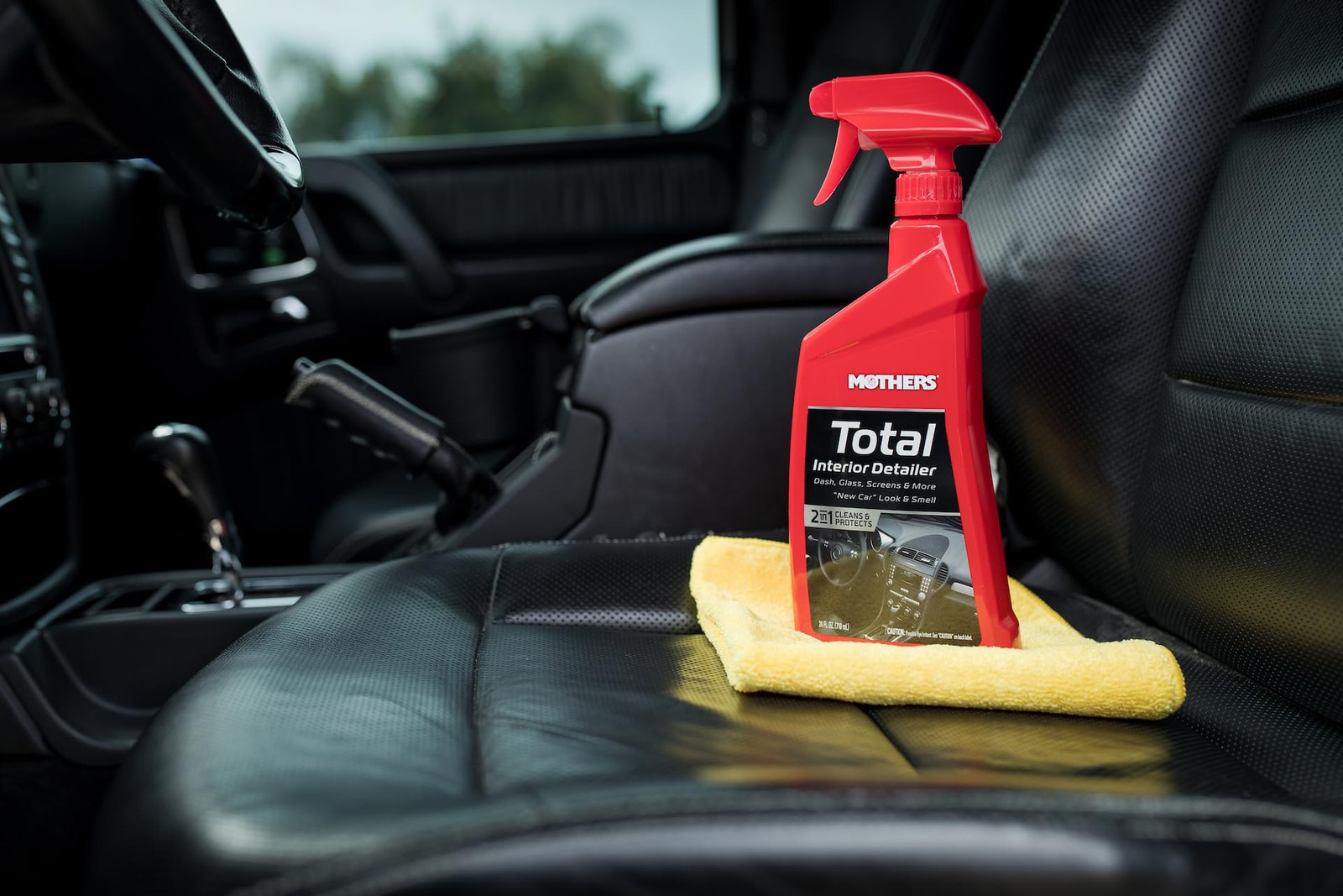 Mothers Total Interior Detailer 24 Fl Oz Ammonia Free Car Cleaner Spray