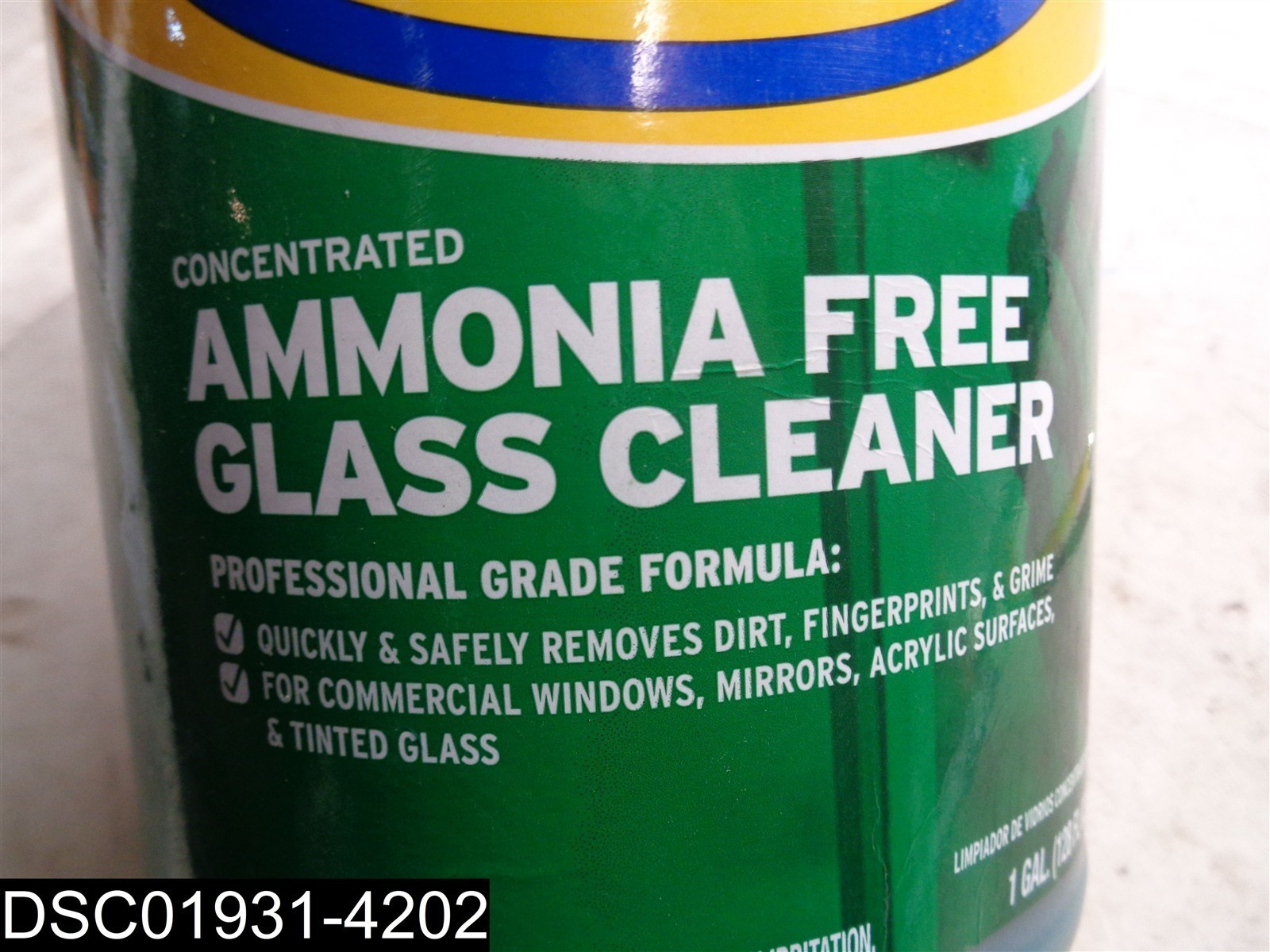 1 Gallon Zep ZU1052128 Concentrated Ammonia Free Glass Cleaner 021709009064