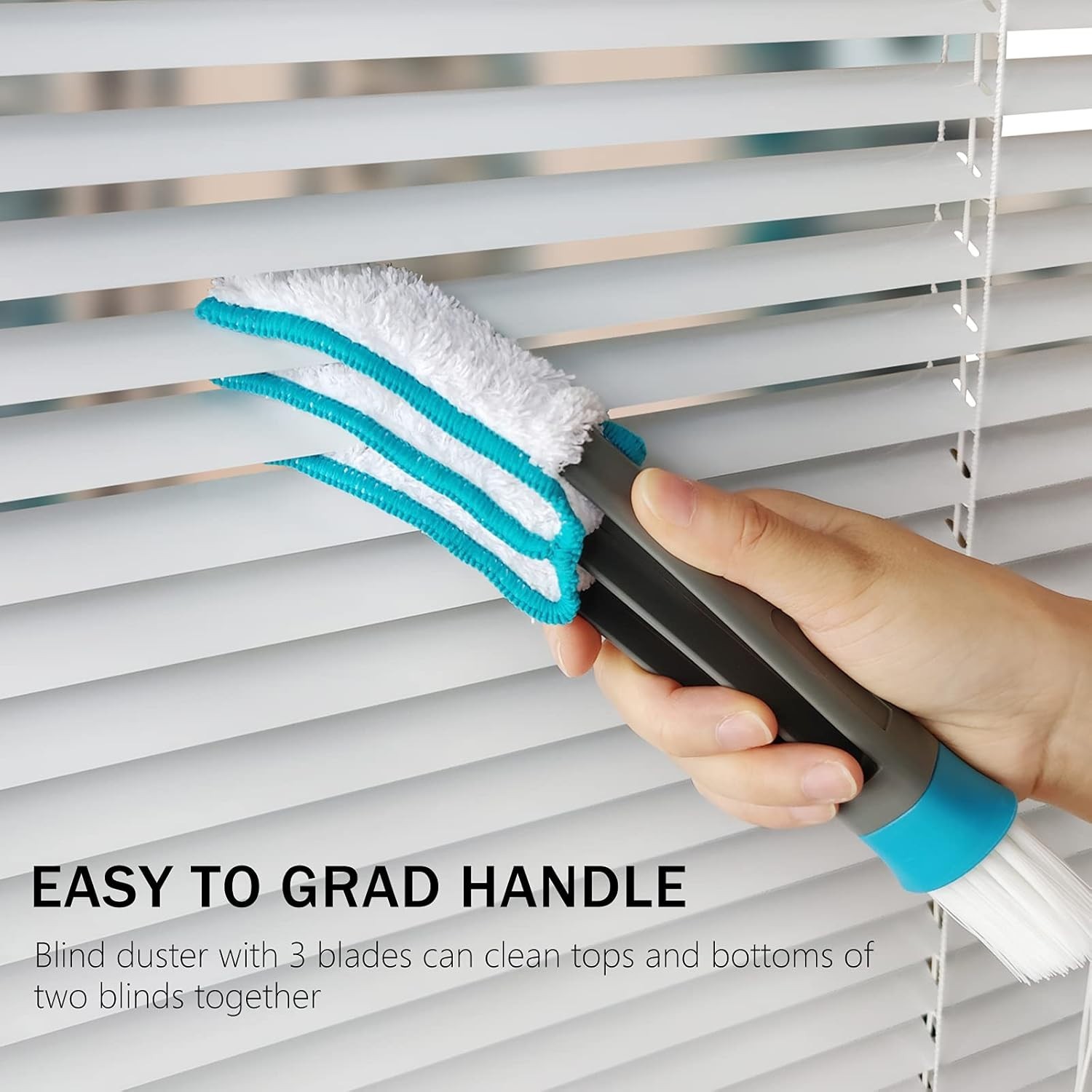 Luxury Blind Duster with 5 Microfiber Sleeves – Effortless Window Cleaning Tool