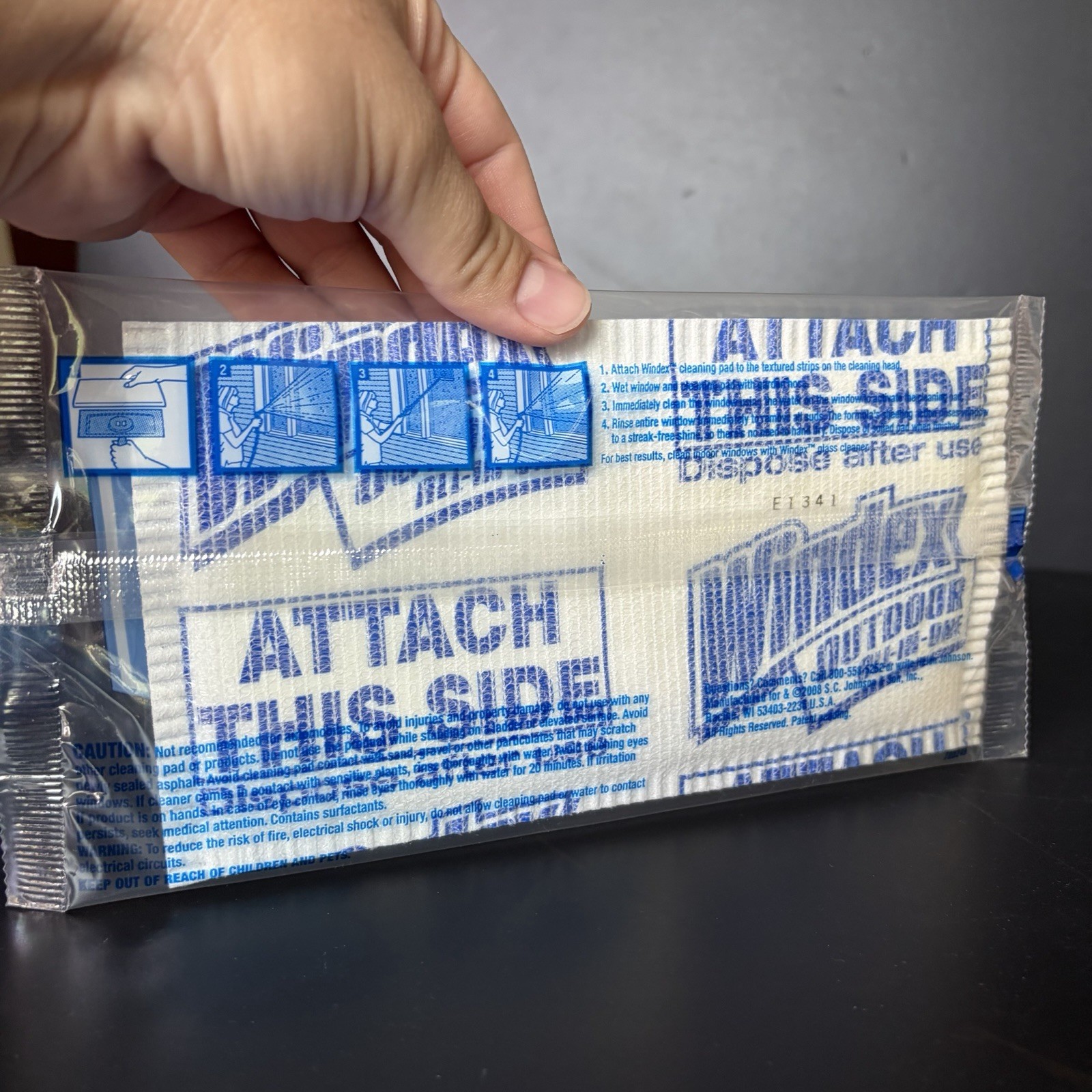 Windex Outdoor All-In-One Glass Disposable Cleaning Refill Pad – 1ct Sealed