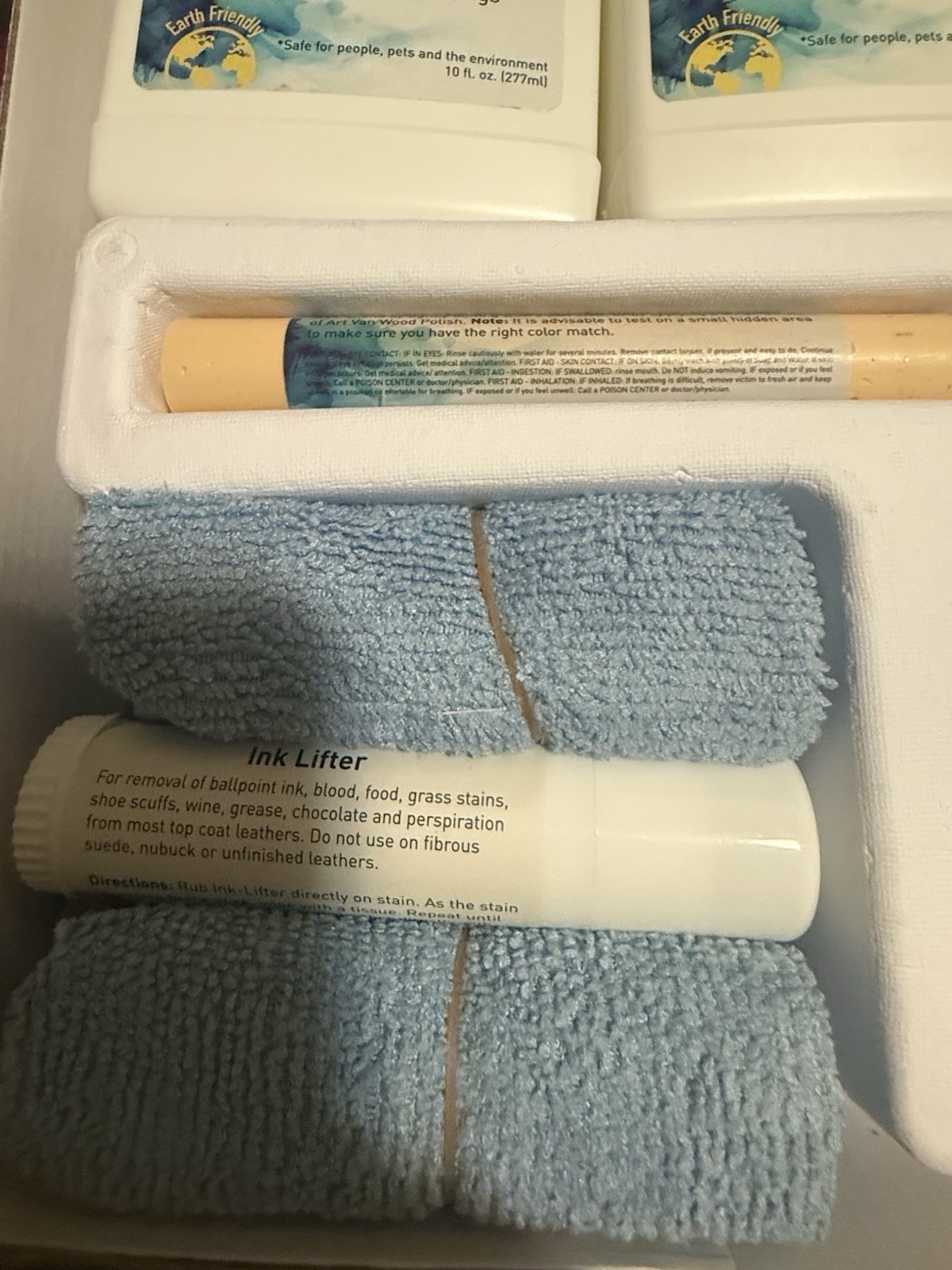 CleanTeam Platinum Furniture Care Kit (Wood Upholstery Leather Cleaner Glass)