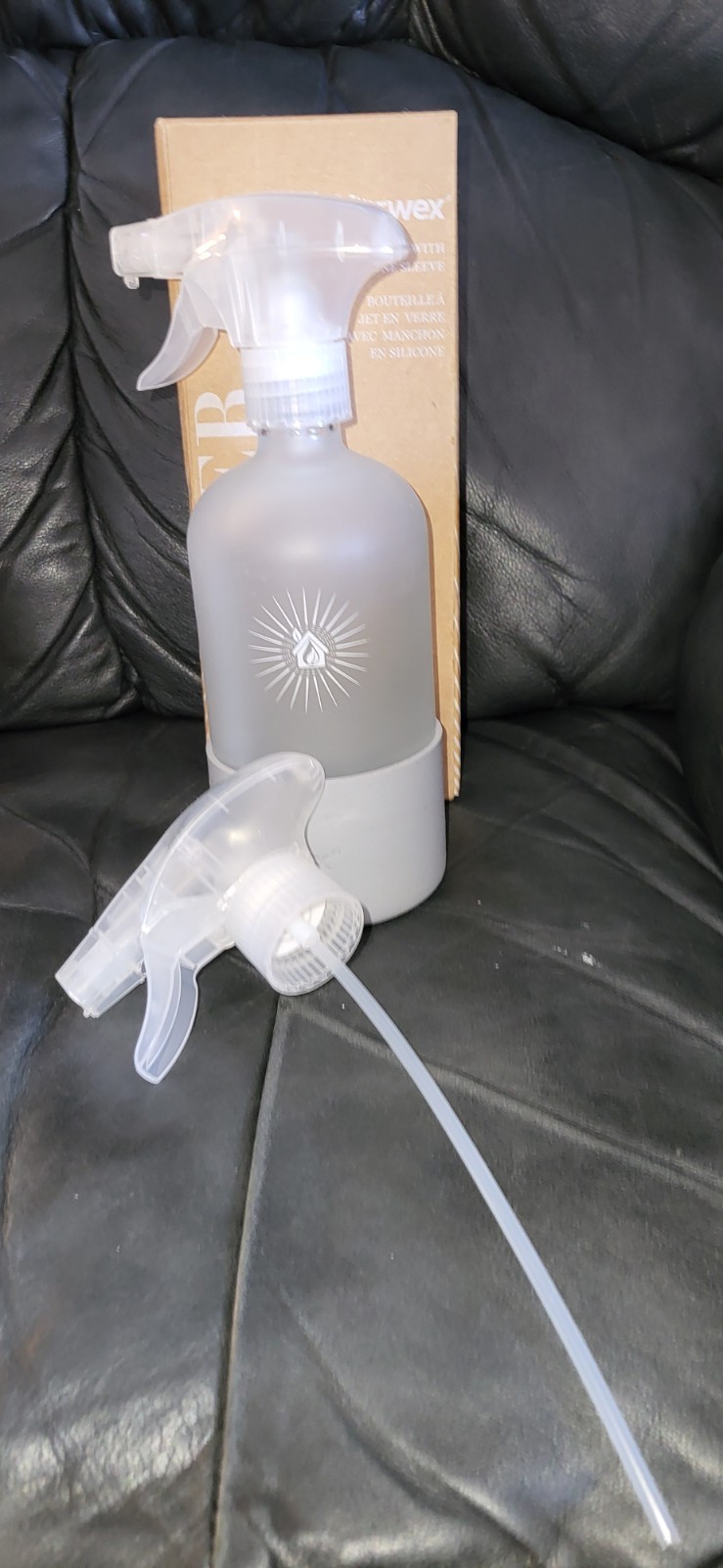Norwex Forever Bottle Glass Spray Bottle Silicone Sleeve With Bonus Sprayer