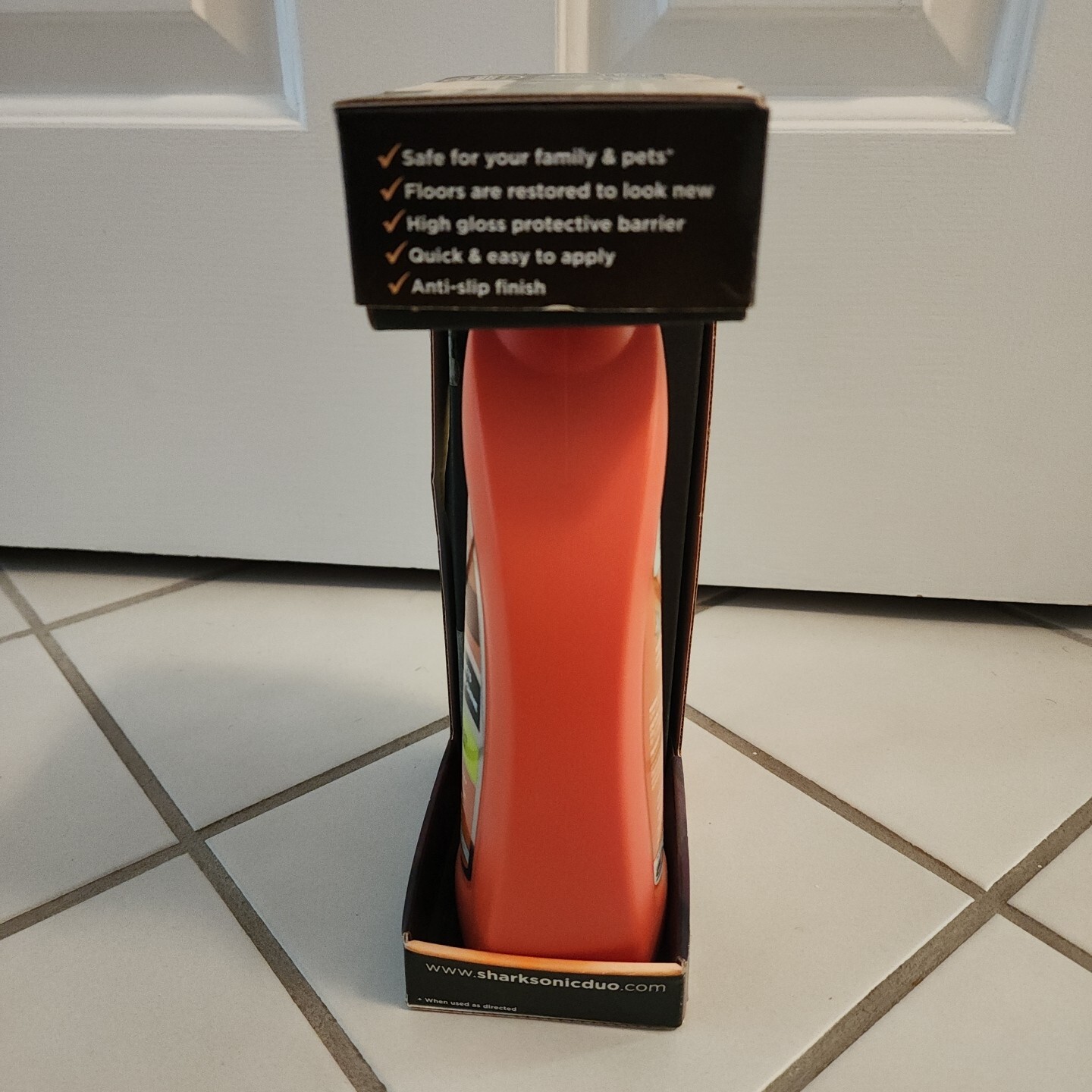 Shark Wood & Hard Floor Polish 28oz High Gloss Restores & Protects NIB w/Pad